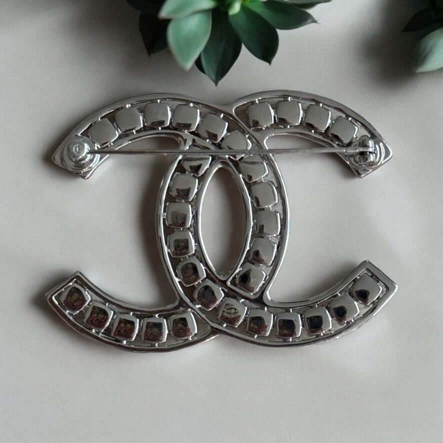 Chanel CC Silver Bigger Brooch Pre-Owned - My Mama Found What