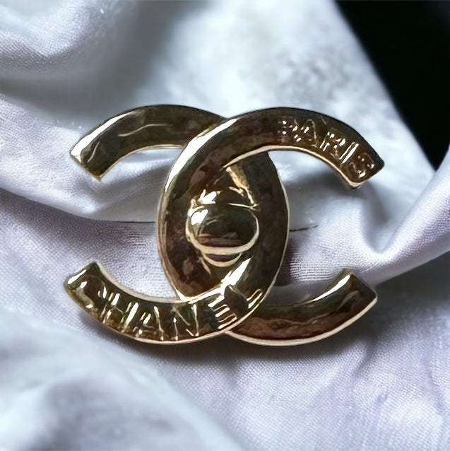 Chanel Strass Double C Lock Style Brooch PinFeaturing a timeless and elegant design, this brooch is perfect for any occasion. Made with a gold-plated double C and engraved with the brand's logo, this brooch is clearly stamped on the back and showcases a m My Mama Found What
