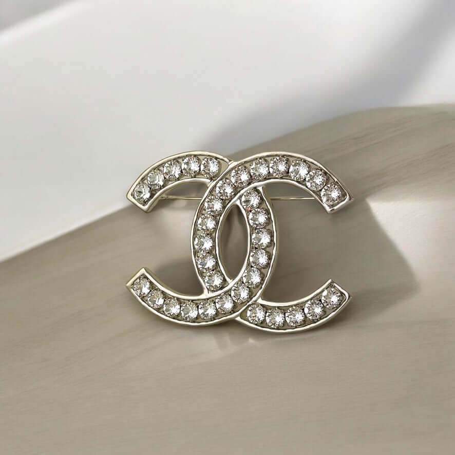 Chanel CC Silver Bigger Brooch Pre-Owned - My Mama Found What