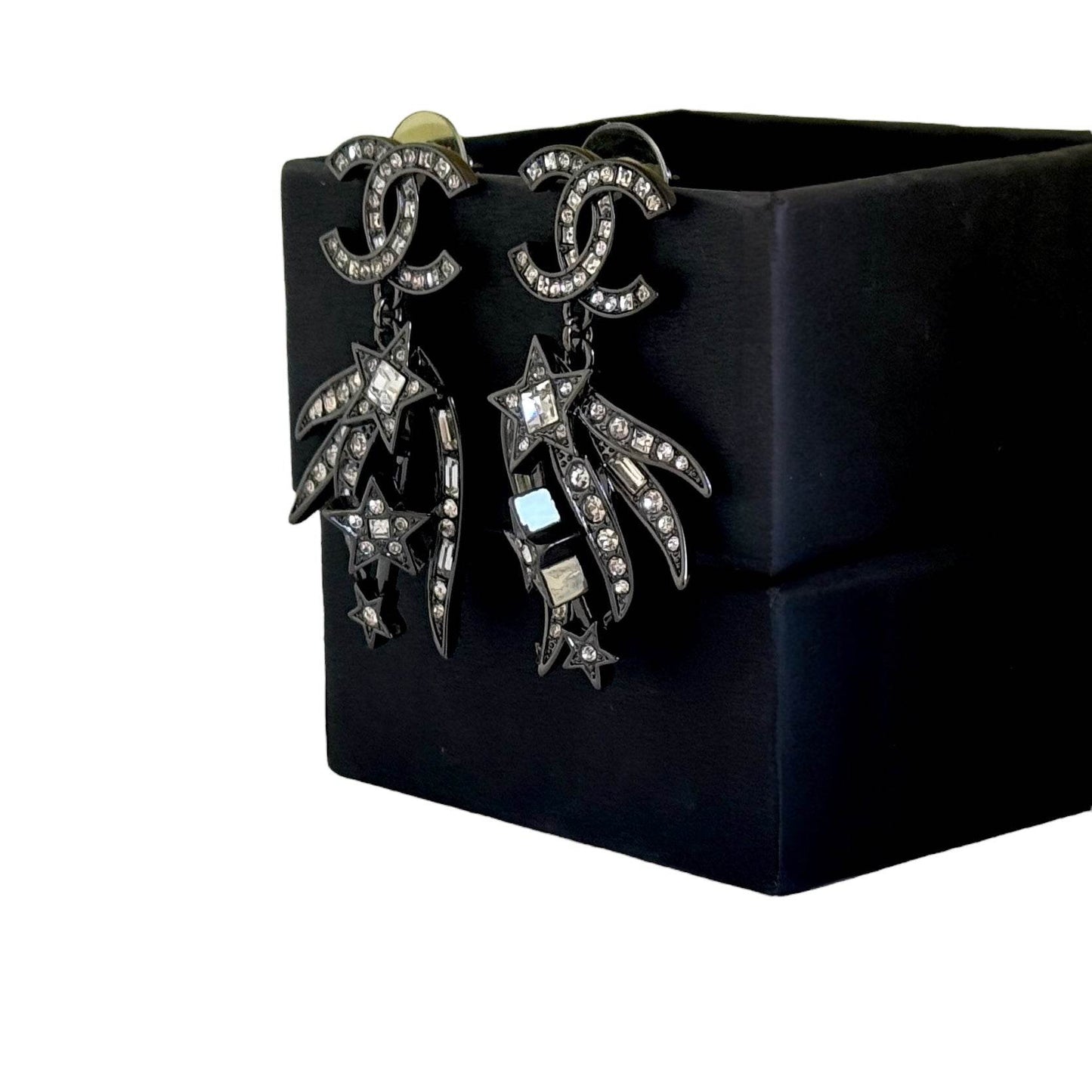 CHANEL CC Dangle w/ Crystals Pre-Owned Earrings - My Mama Found What