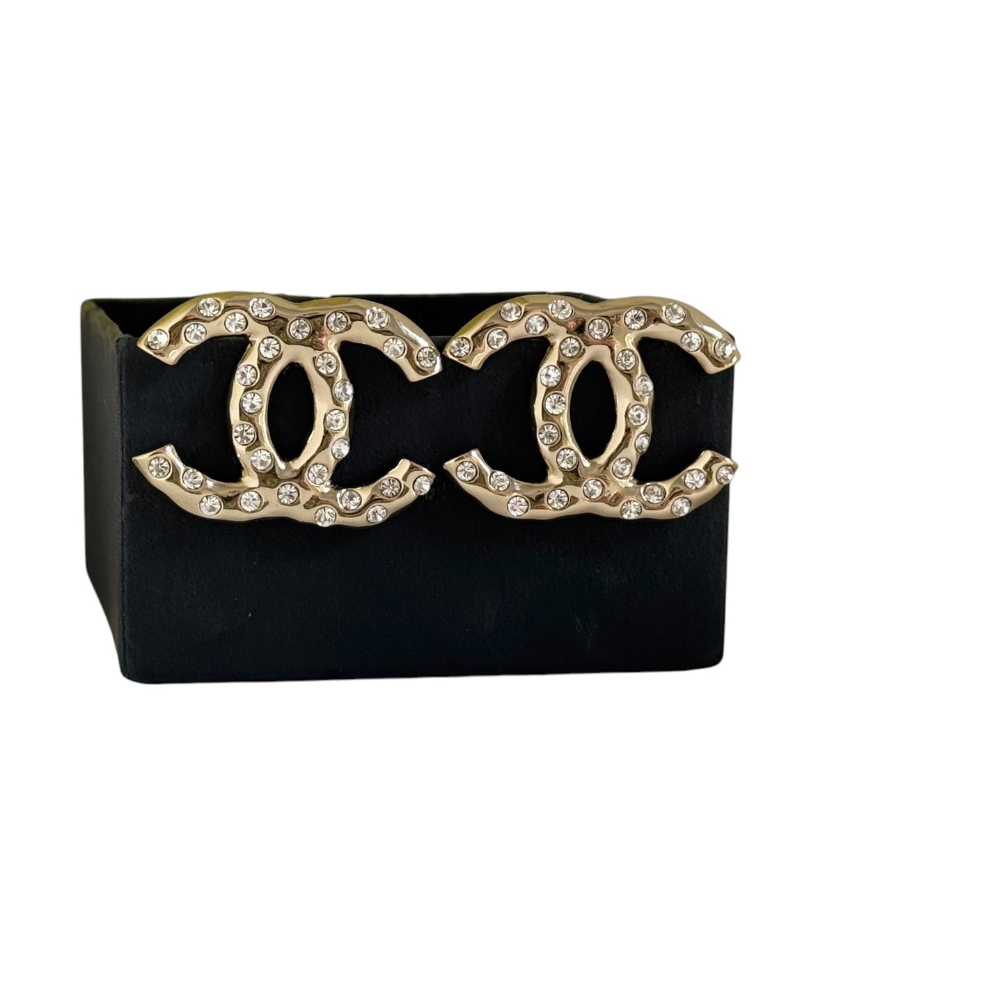 CHANEL CC Gold Bigger Pre-Owned Earrings S24 Italy - My Mama Found What