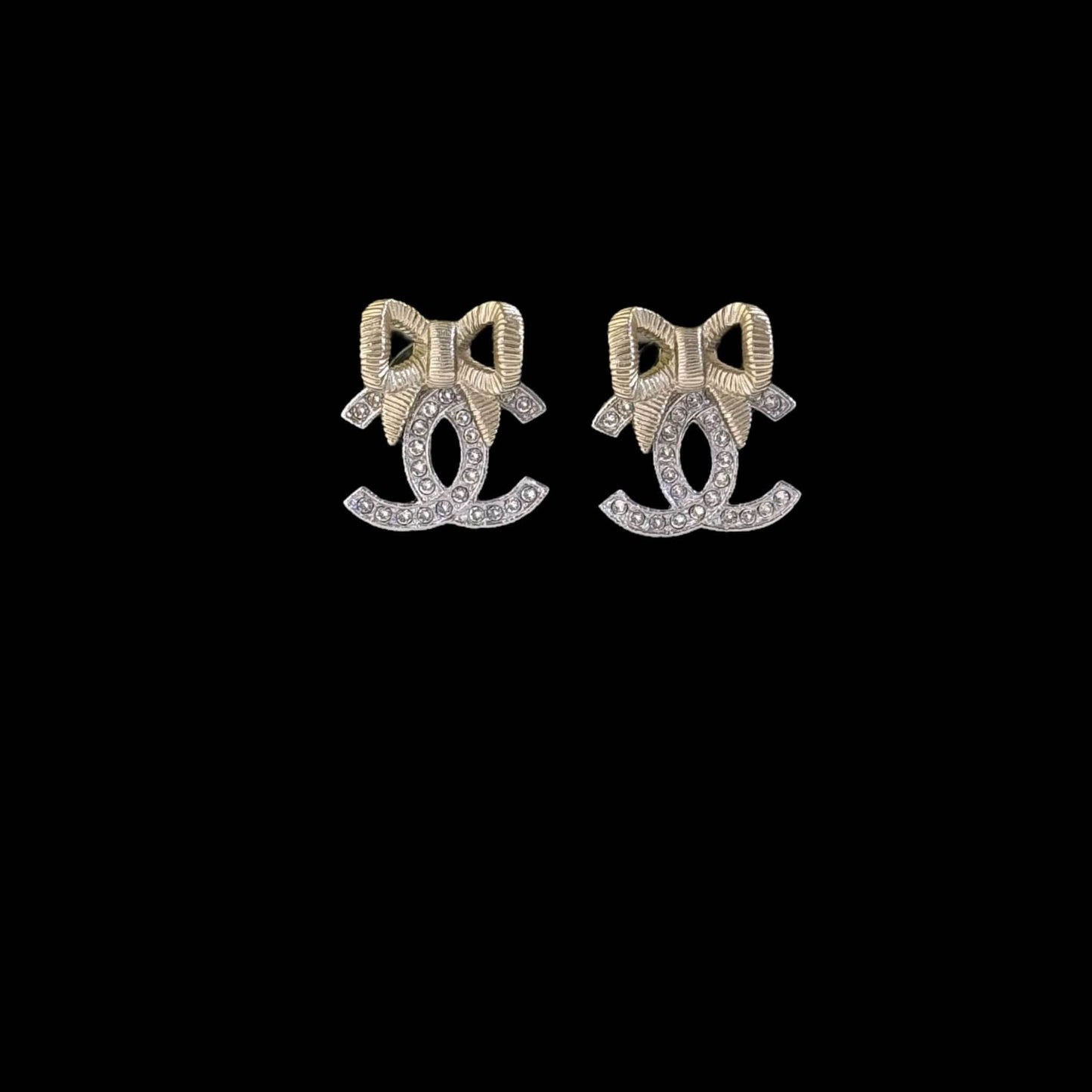 CHANEL CC Gold/Silver with Bows Pre-Owned Earrings 24 - My Mama Found What