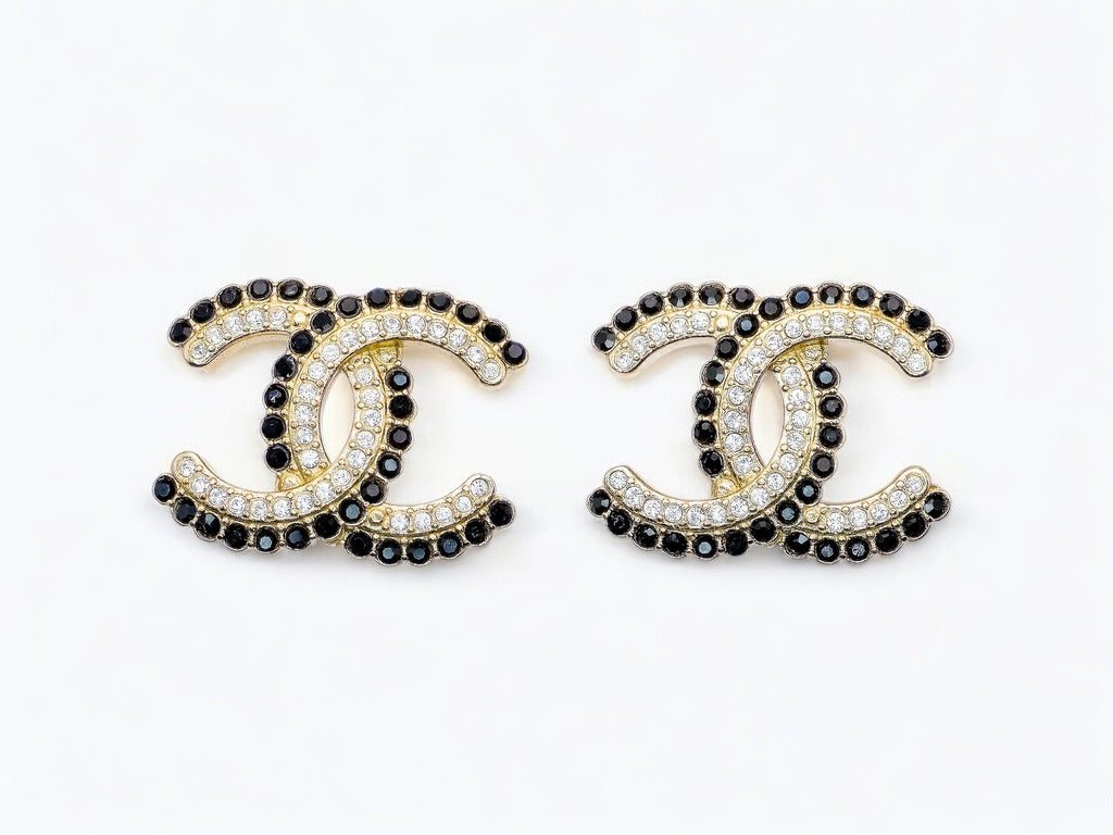 CHANEL CC Gold /strass Black/clear Crystals Pre-Owned Earrings - My Mama Found What