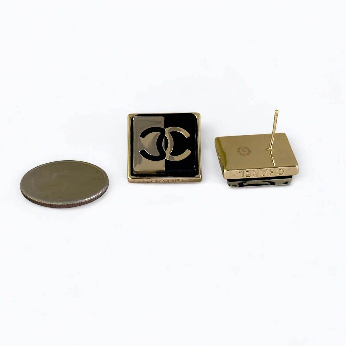 CHANEL CC/MARK Gold/Black Square Earrings Pre-Owned - My Mama Found What