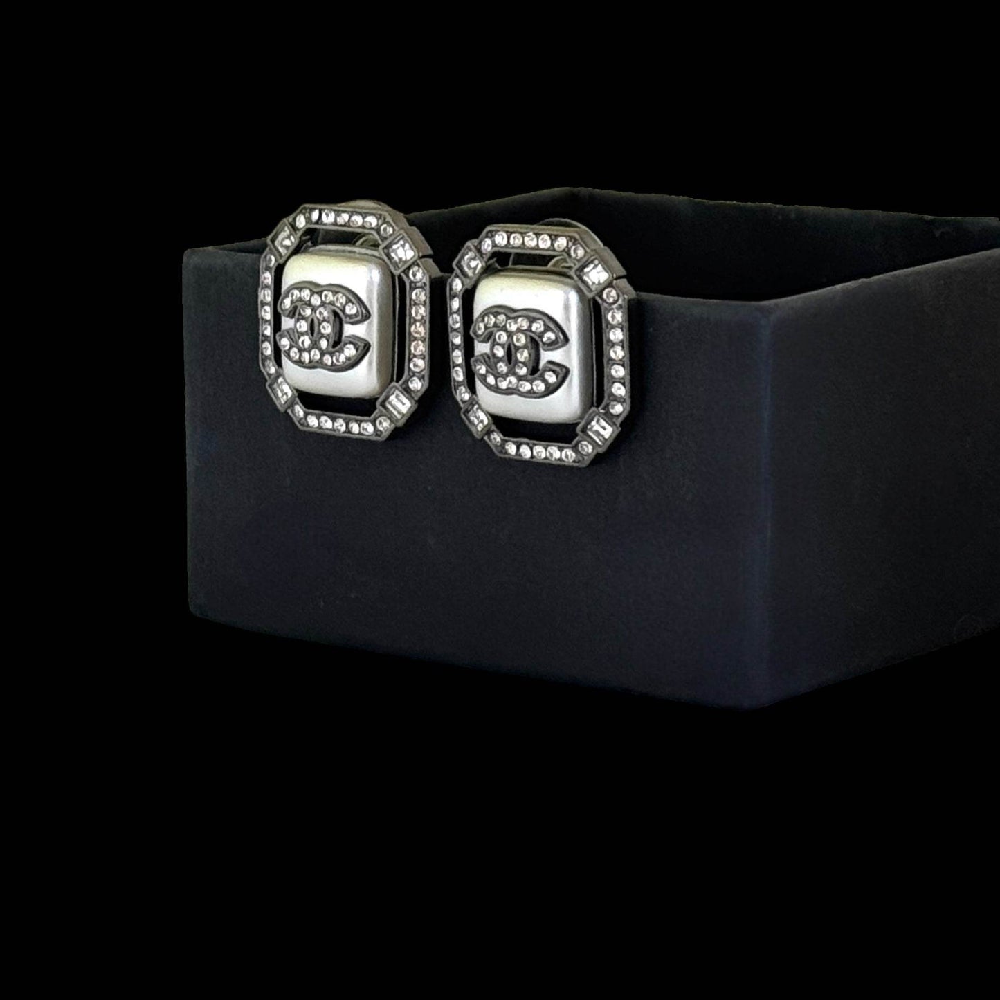 CHANEL CC w/ crystals enamel gun metal Pre-Owned Earrings - My Mama Found What