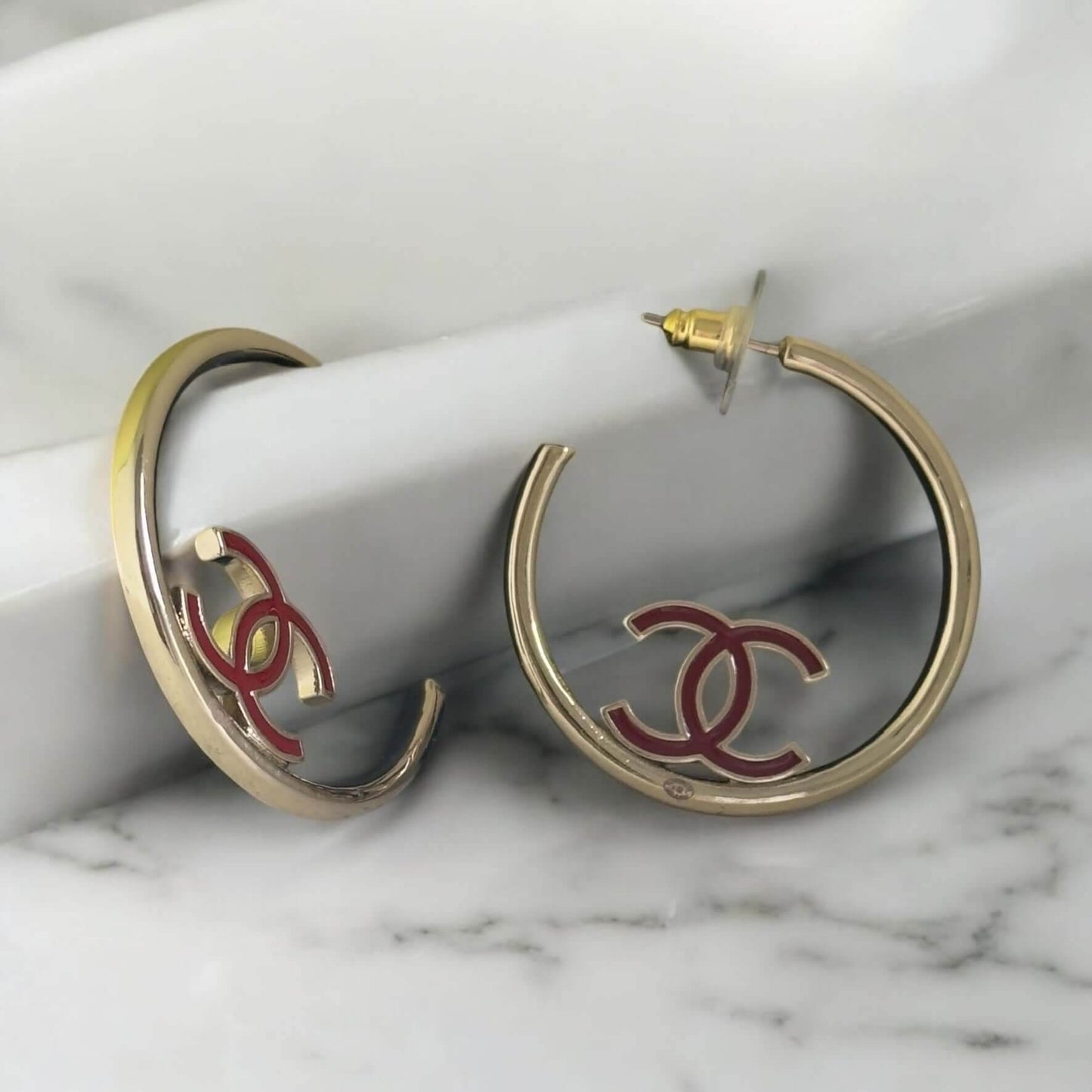CHANEL Gold CC Hoops Black & Red Pre-Owned Earrings 2 pairs in 1 - My Mama Found What