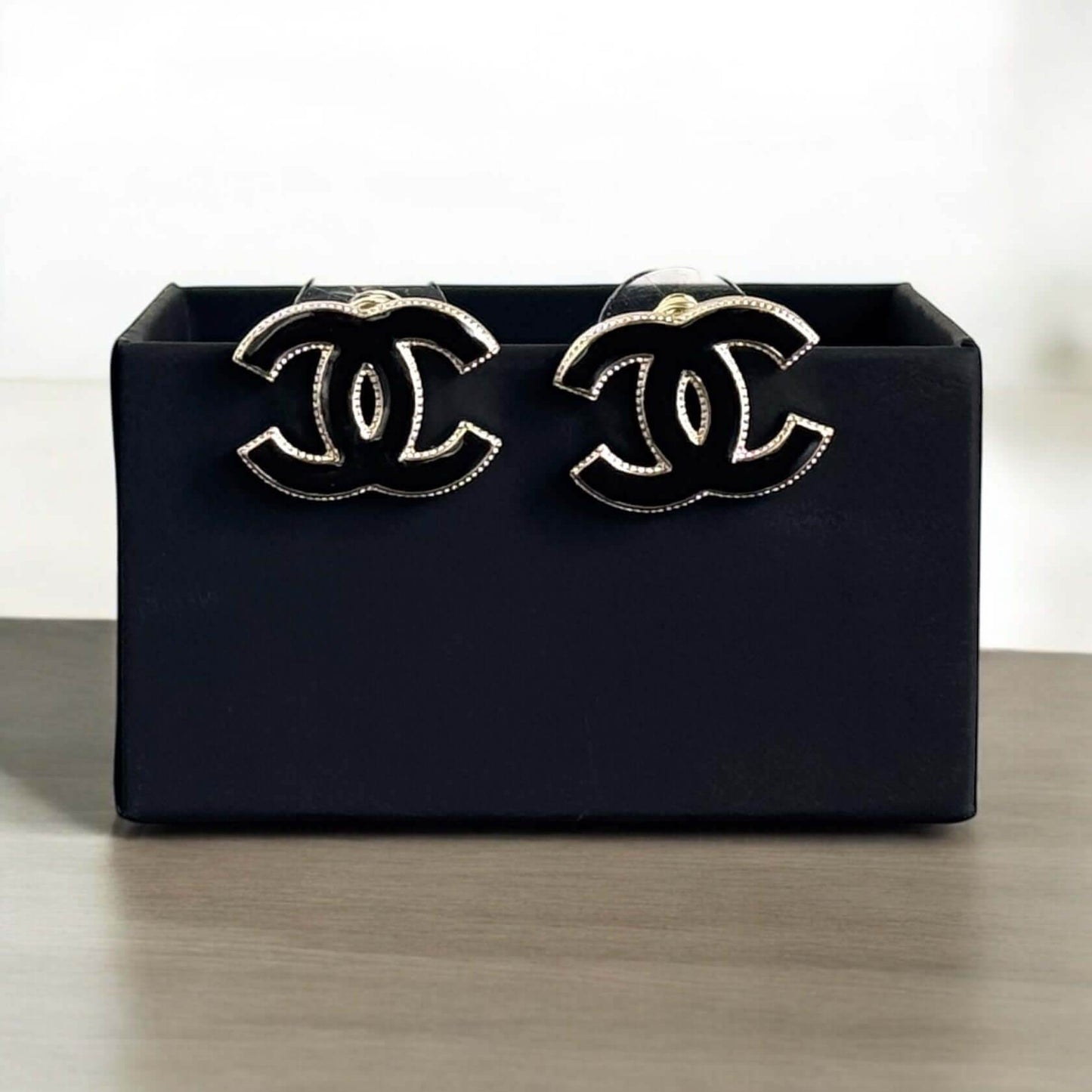CHANEL Gold CC w/ Black Enamel Pre-Owned 22 Earrings - My Mama Found What