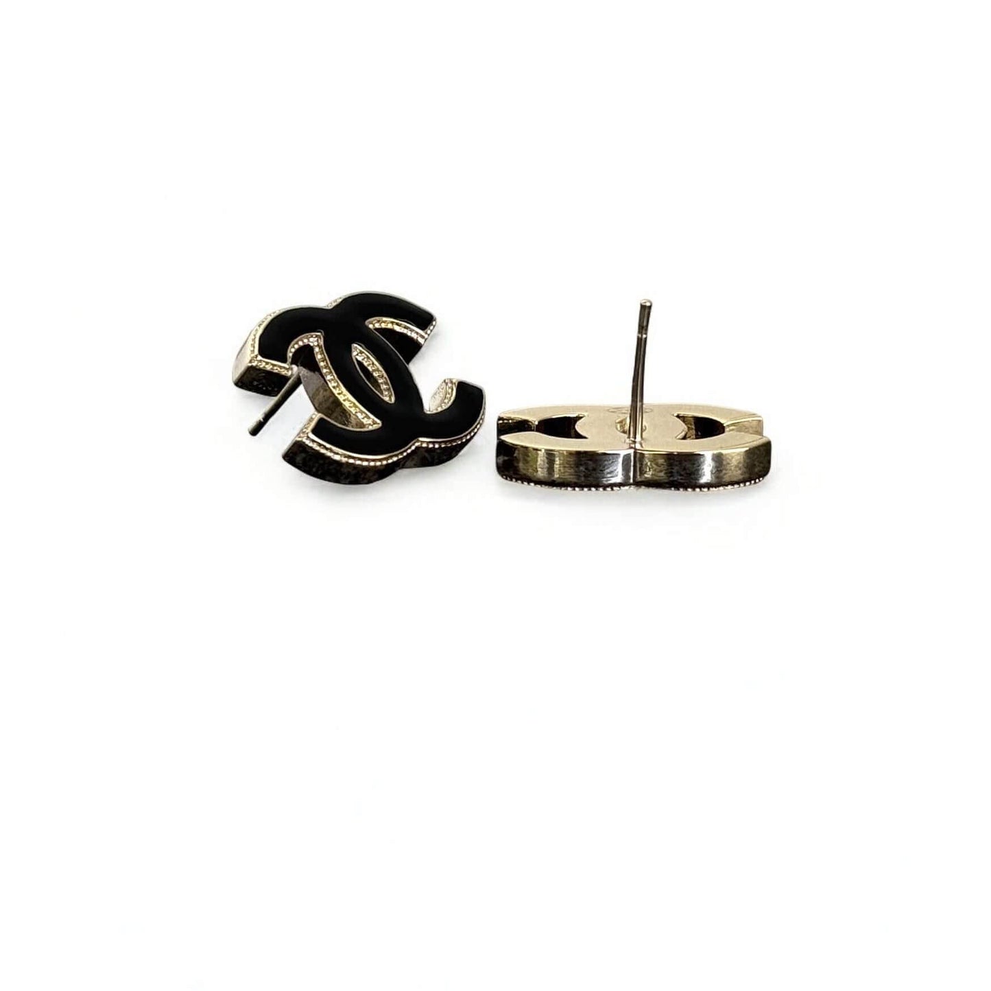 CHANEL Gold CC w/ Black Enamel Pre-Owned 22 Earrings - My Mama Found What