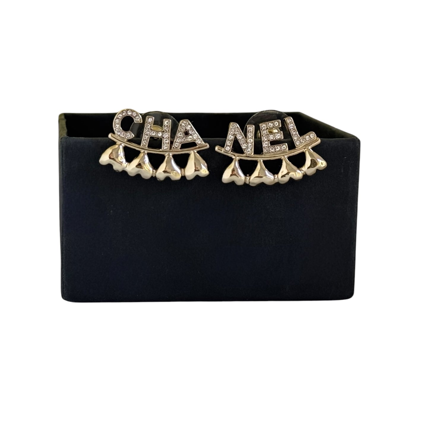 CHANEL MARK Gold W/ Hearts Pre-Owned Earrings - My Mama Found What