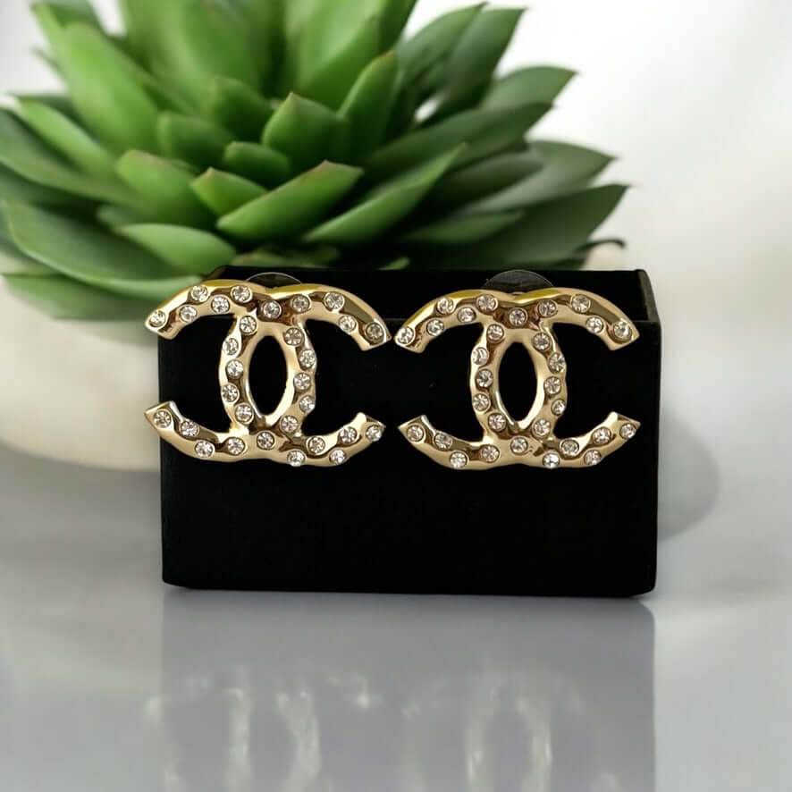 Chanel Gold CC crystals Pre-Owned - My Mama Found What