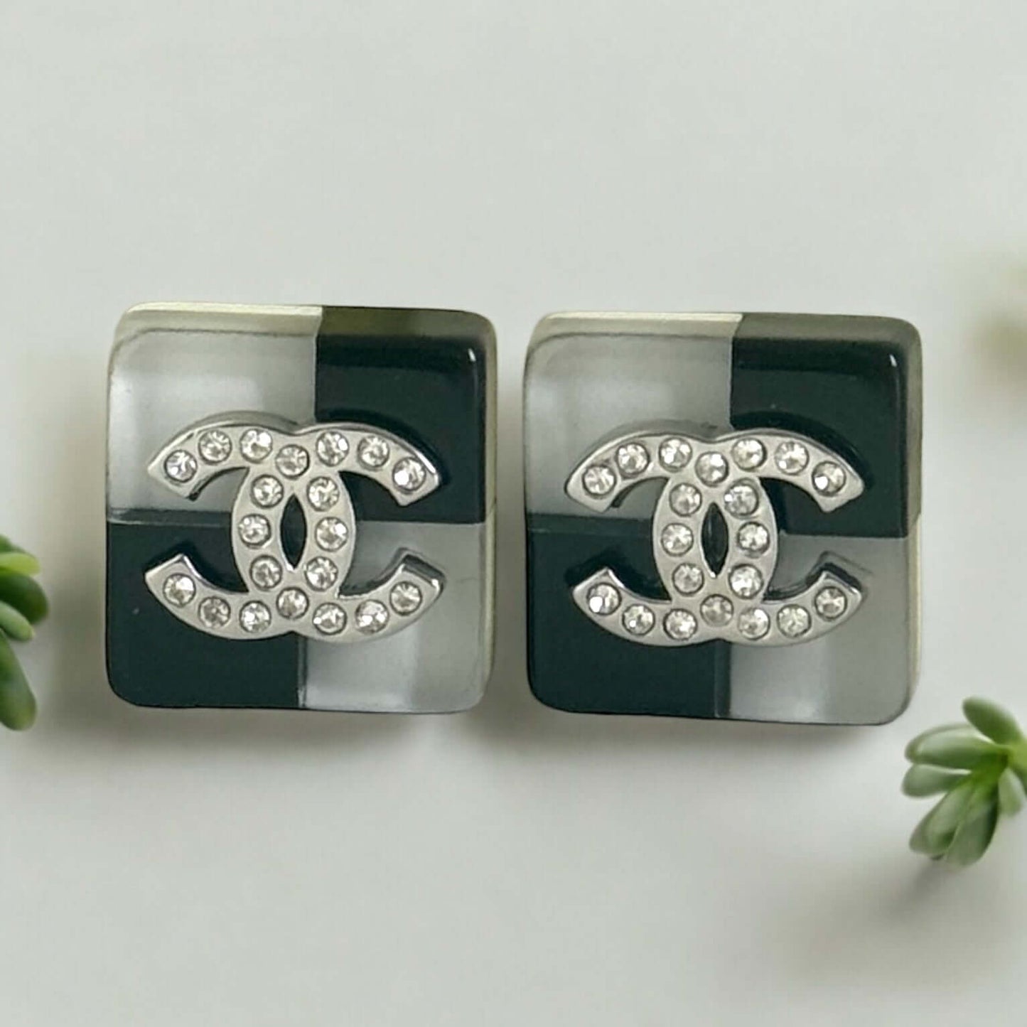 Pre-owned Chanel CC Square Lucite B/W Earrings - My Mama Found What