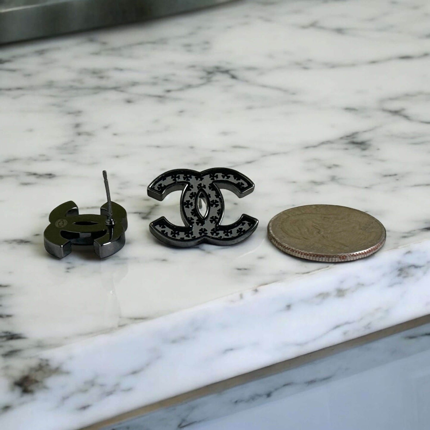 Chanel Black CC Mirrored Earrings Pre-Owned - My Mama Found What