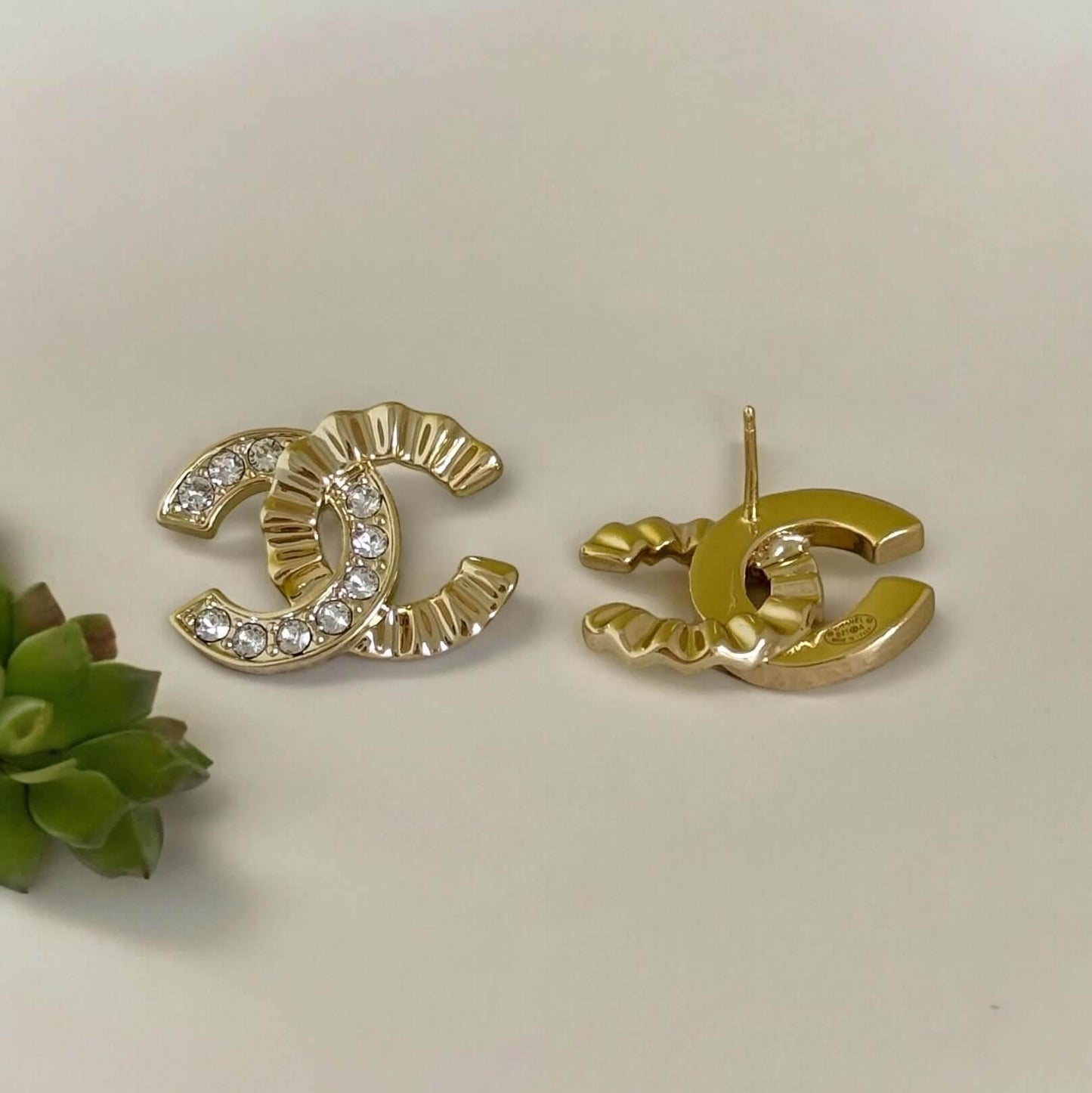 Chanel Gold CC Crystals Earrings Pre-Owned 21 - My Mama Found What