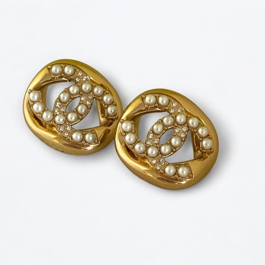 Pre-Owned Chanel CC Bright Gold Chunky w/ Pearls & Crystal Accents - My Mama Found What  