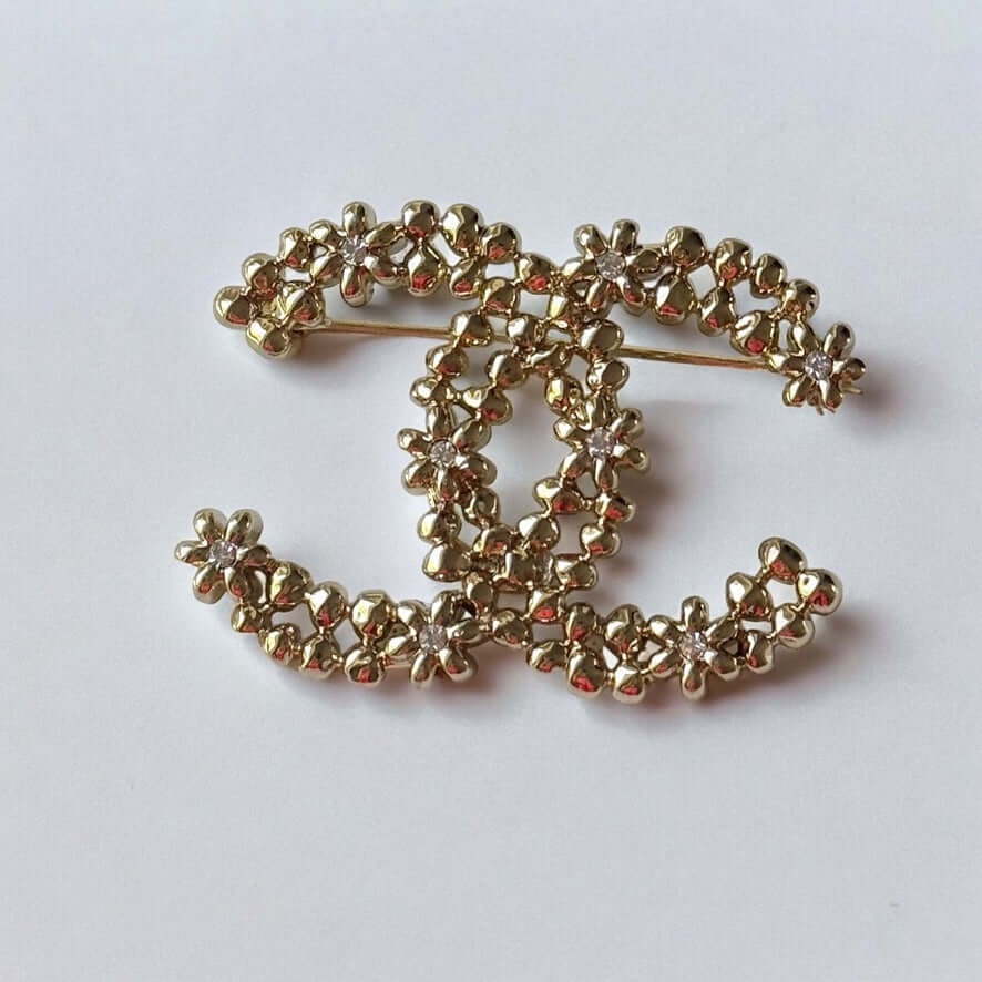 Authentic Chanel Gold CC Floral w/ mini Crystals Brooch Pin Pre-Owned