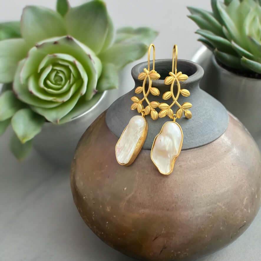 Artisan Bright Gold Baroque Pearls Threader Earrings - My Mama Found What 