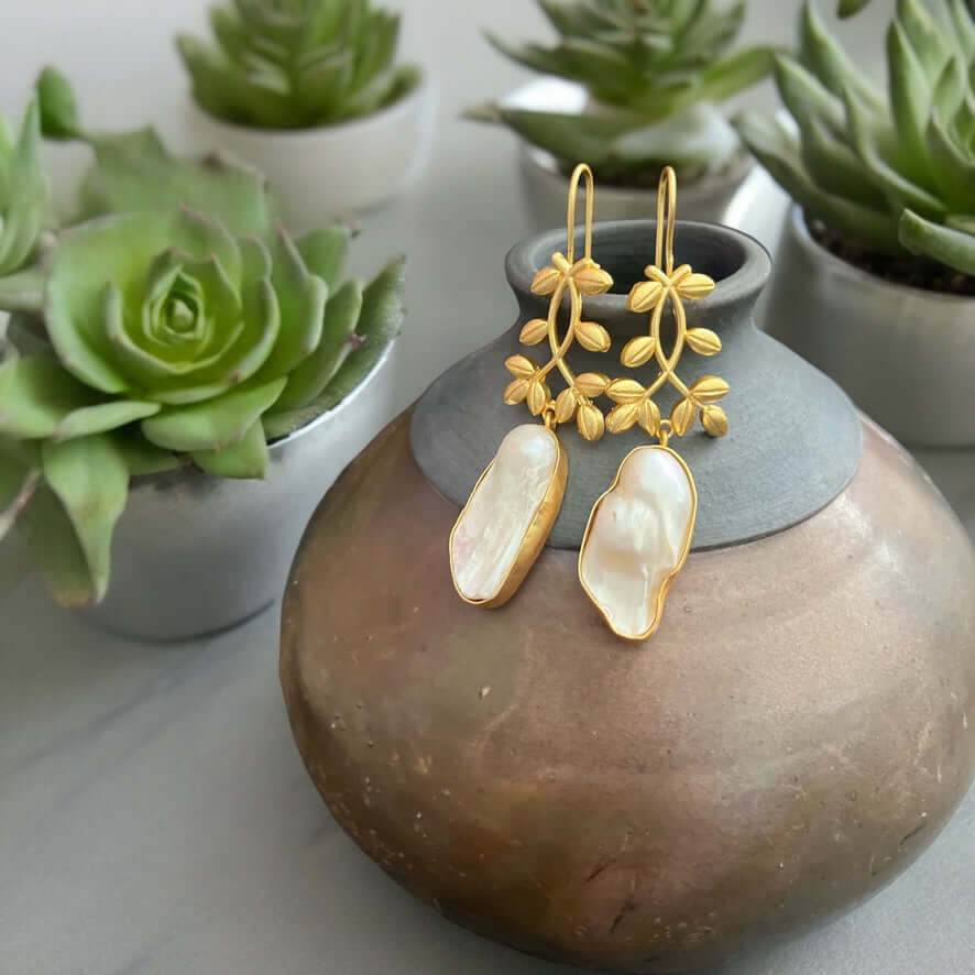 Artisan Bright Gold Baroque Pearls Threader Earrings - My Mama Found What 