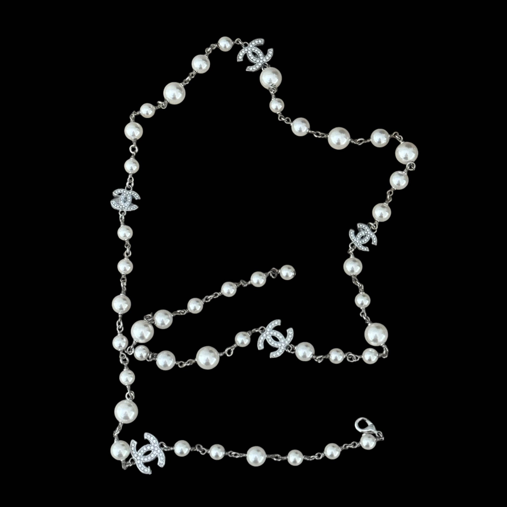 Authentic Chanel CC Pearl Wire Link Necklace 17 Pre-Owned - My Mama Found What 
