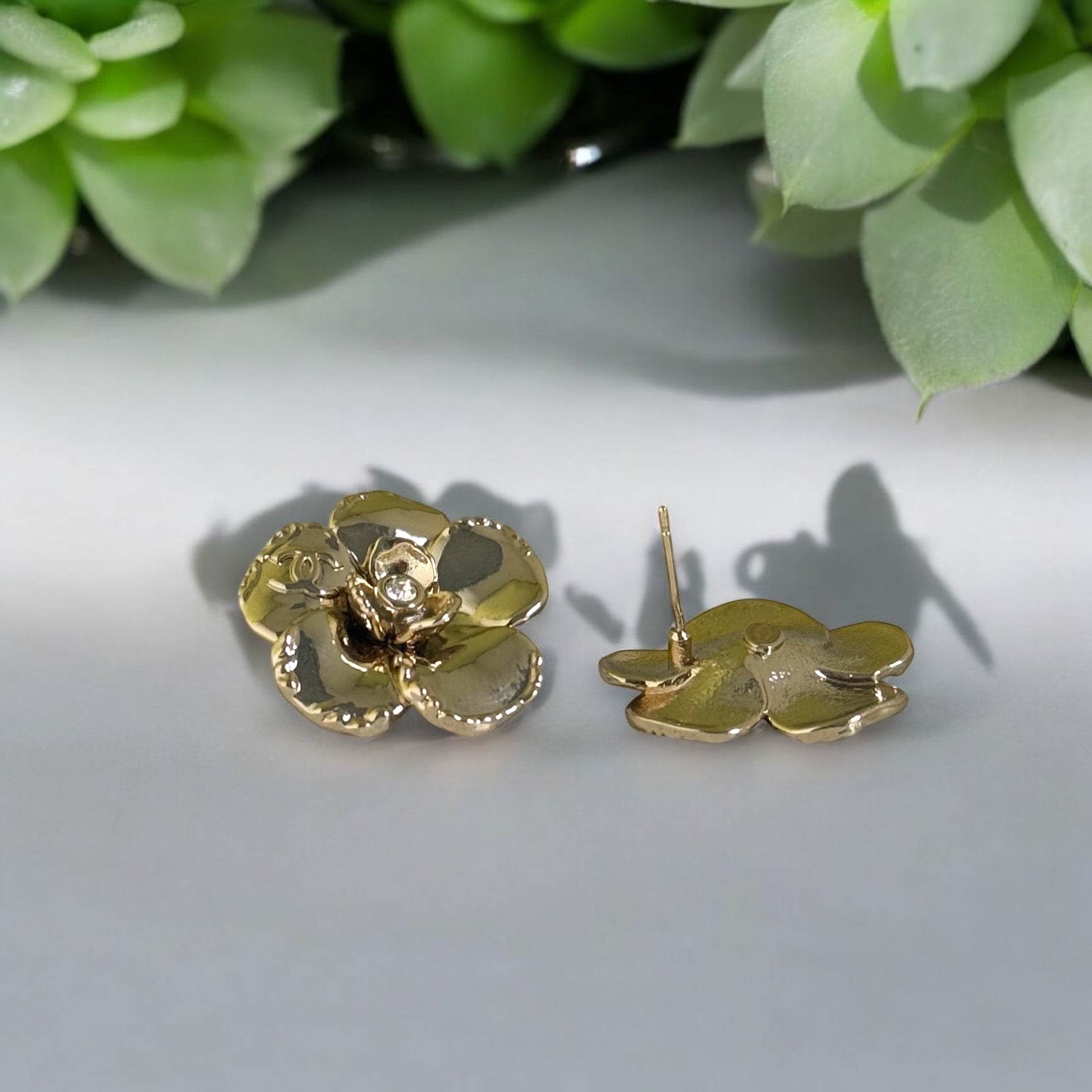 Authentic Chanel Gold CC Camellia Flower Earrings 24 Pre-Owned - My Mama Found What 