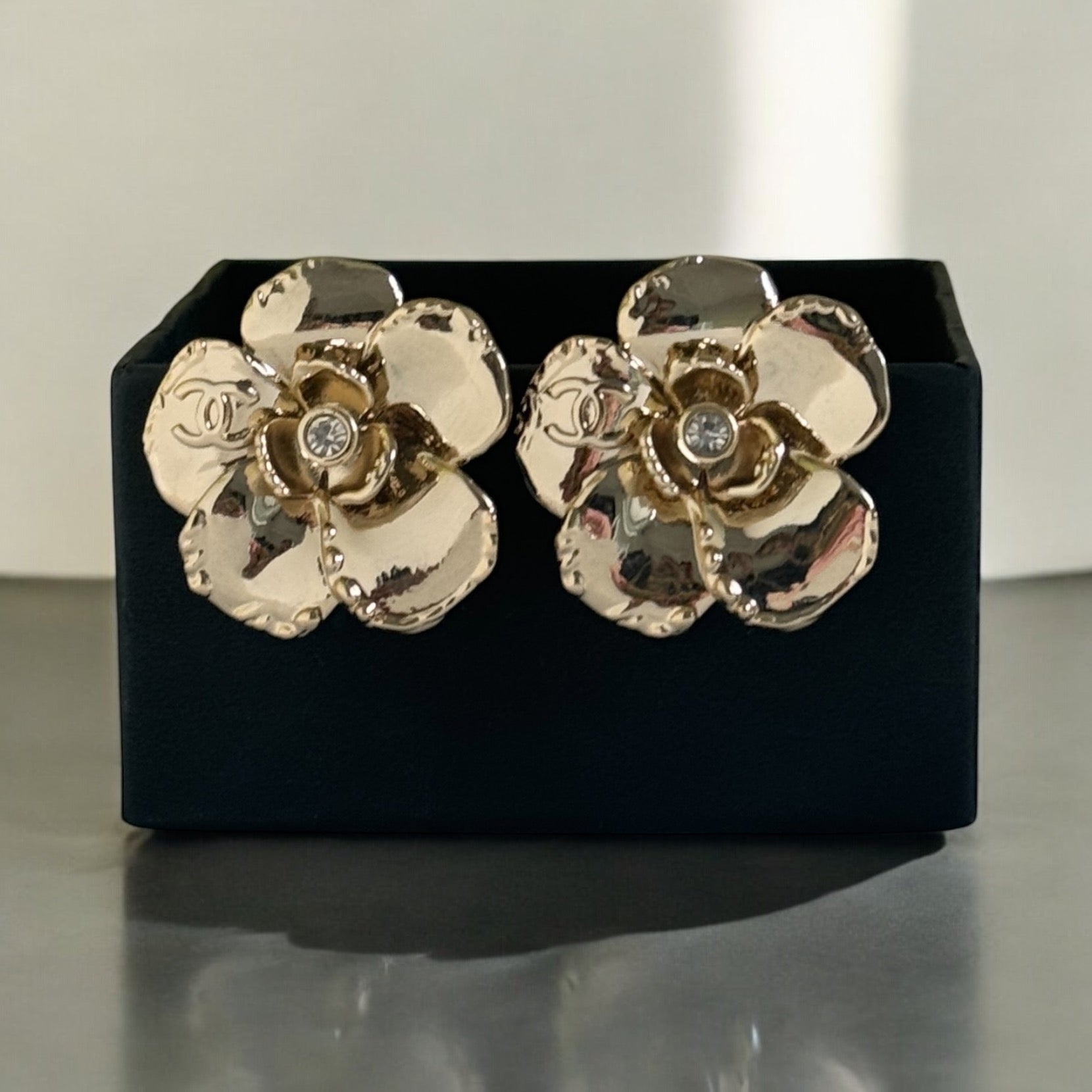 Authentic Chanel Gold CC Camellia Flower Earrings 24 Pre-Owned - My Mama Found What  