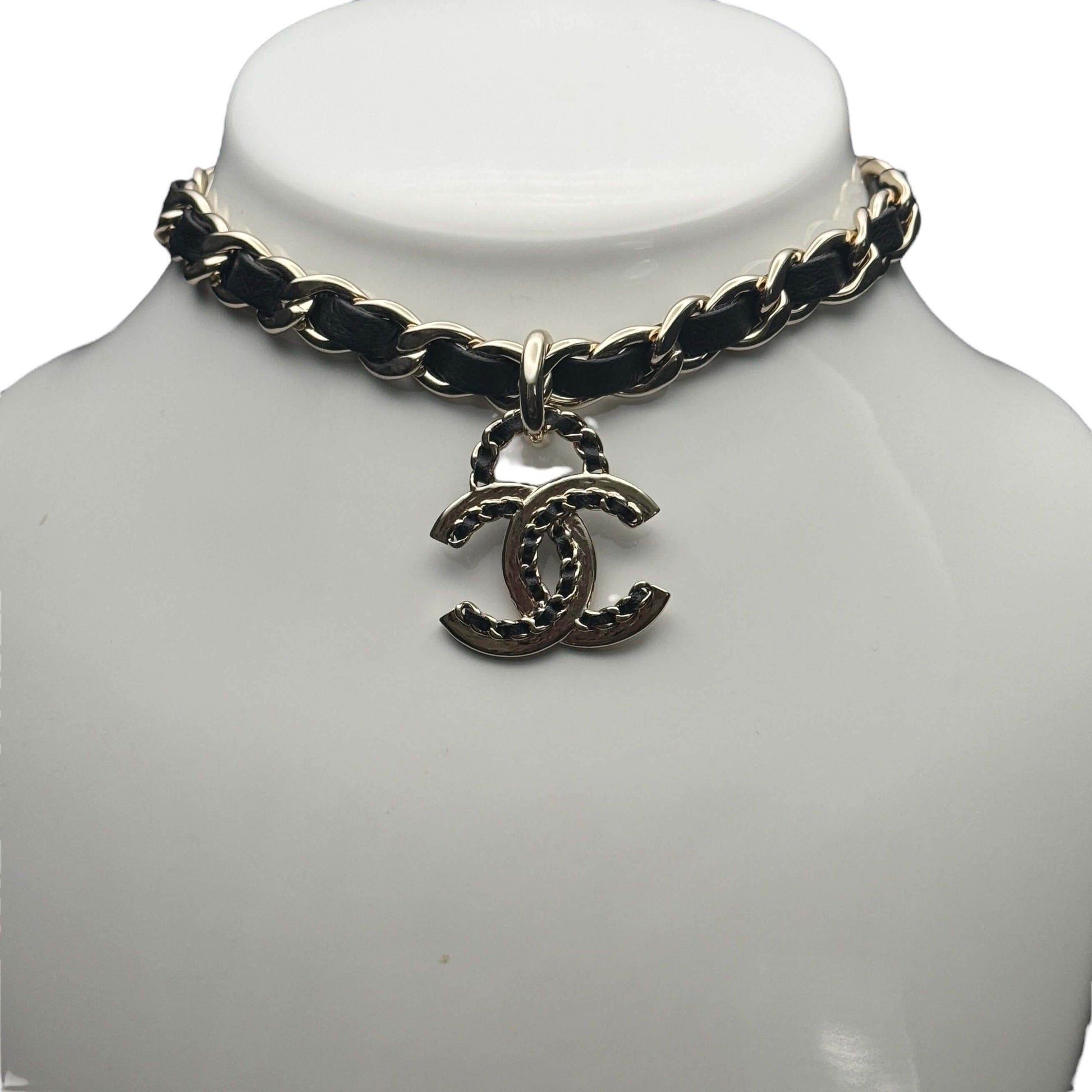 Authentic Chanel Gold CC Chain Leather Choker Pre-Owned - My Mama Found What 