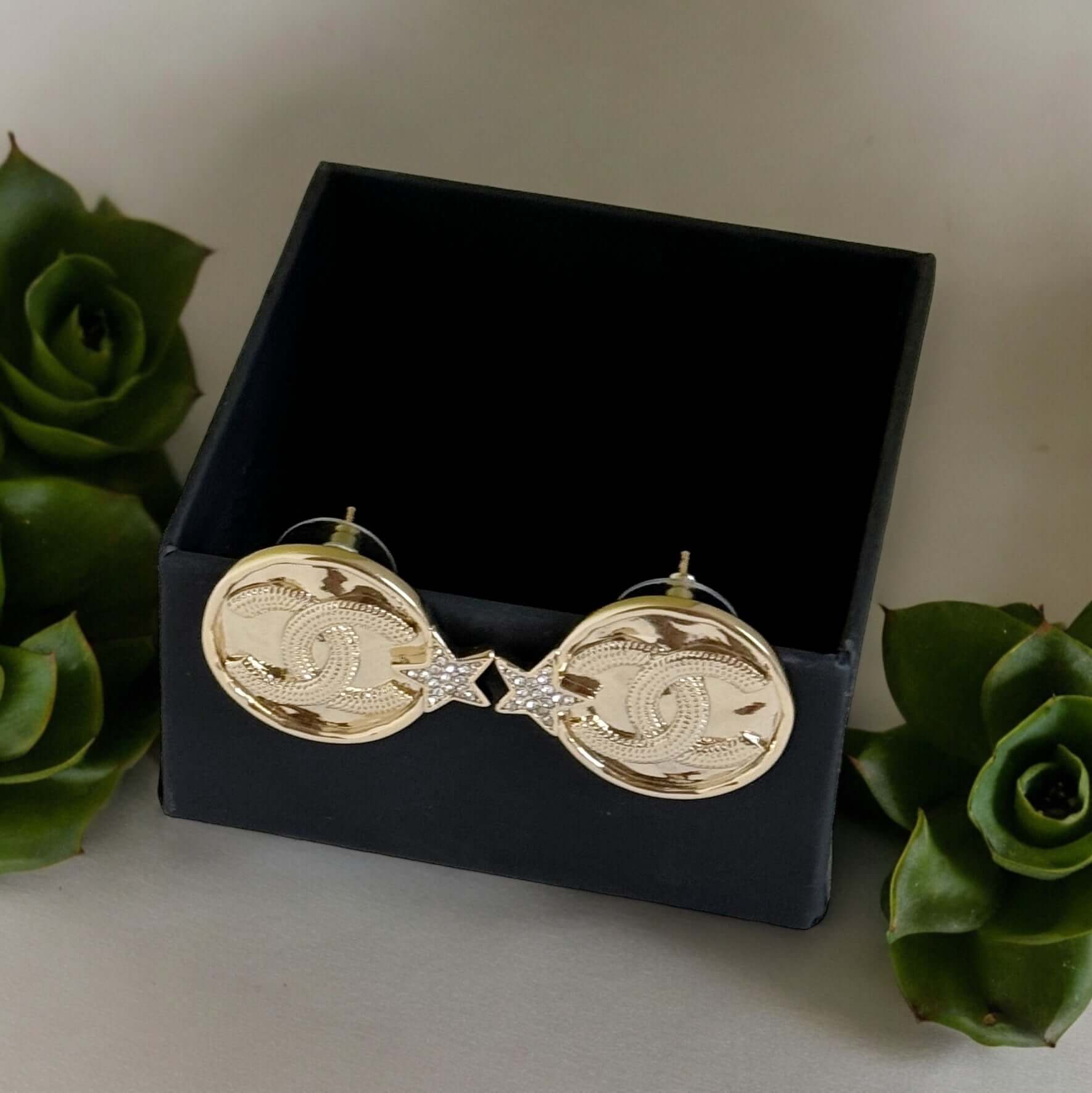 On Hold for Heather Authentic Chanel Strass CC Round w/ Crystal Stars Pre-Owned - My Mama Found What  