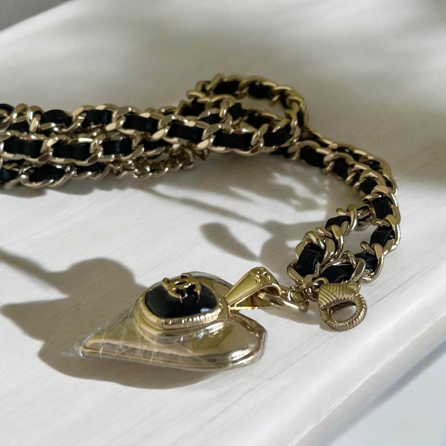 Authentic Chanel Gold Chain Black Leather Heart CC Belt Pre-Owned - My Mama Found What  My Mama Found What 