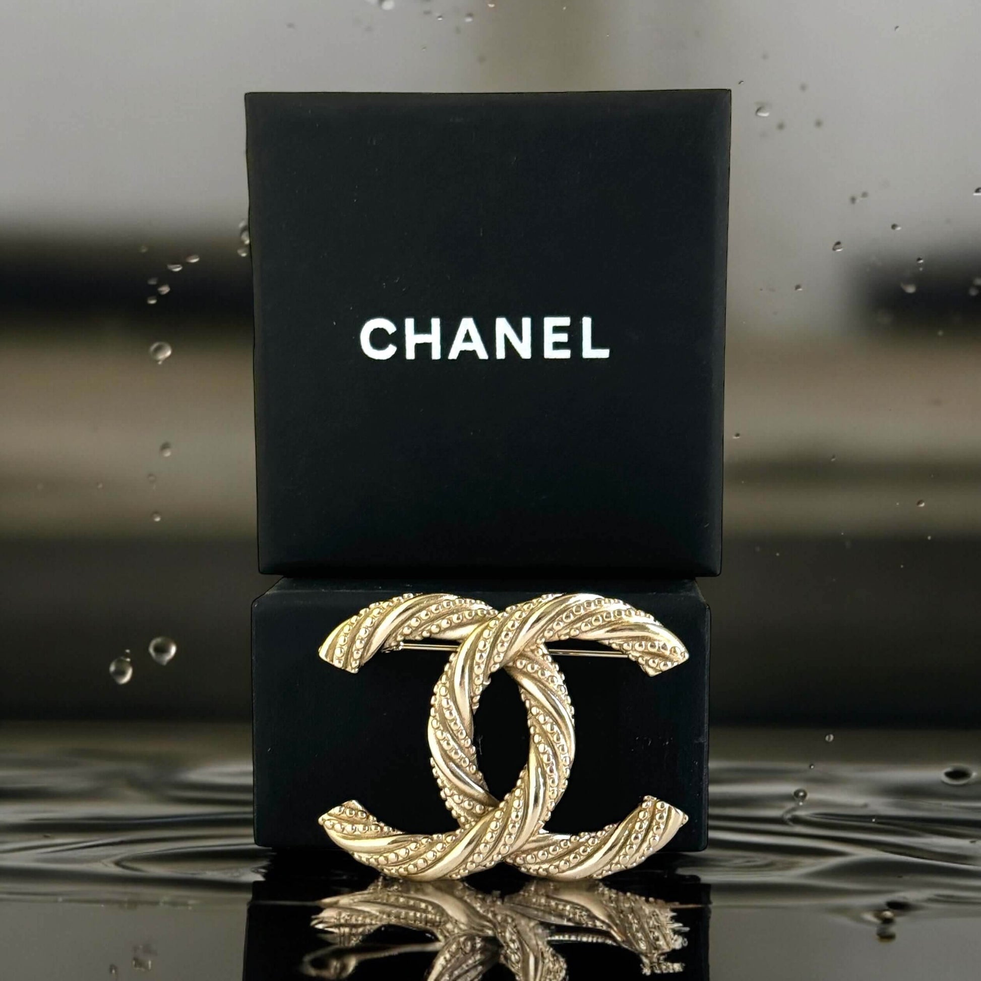 Authentic Chanel Gold Textured Twist CC Brooch Pin Pre-Owned - My Mama Found What 