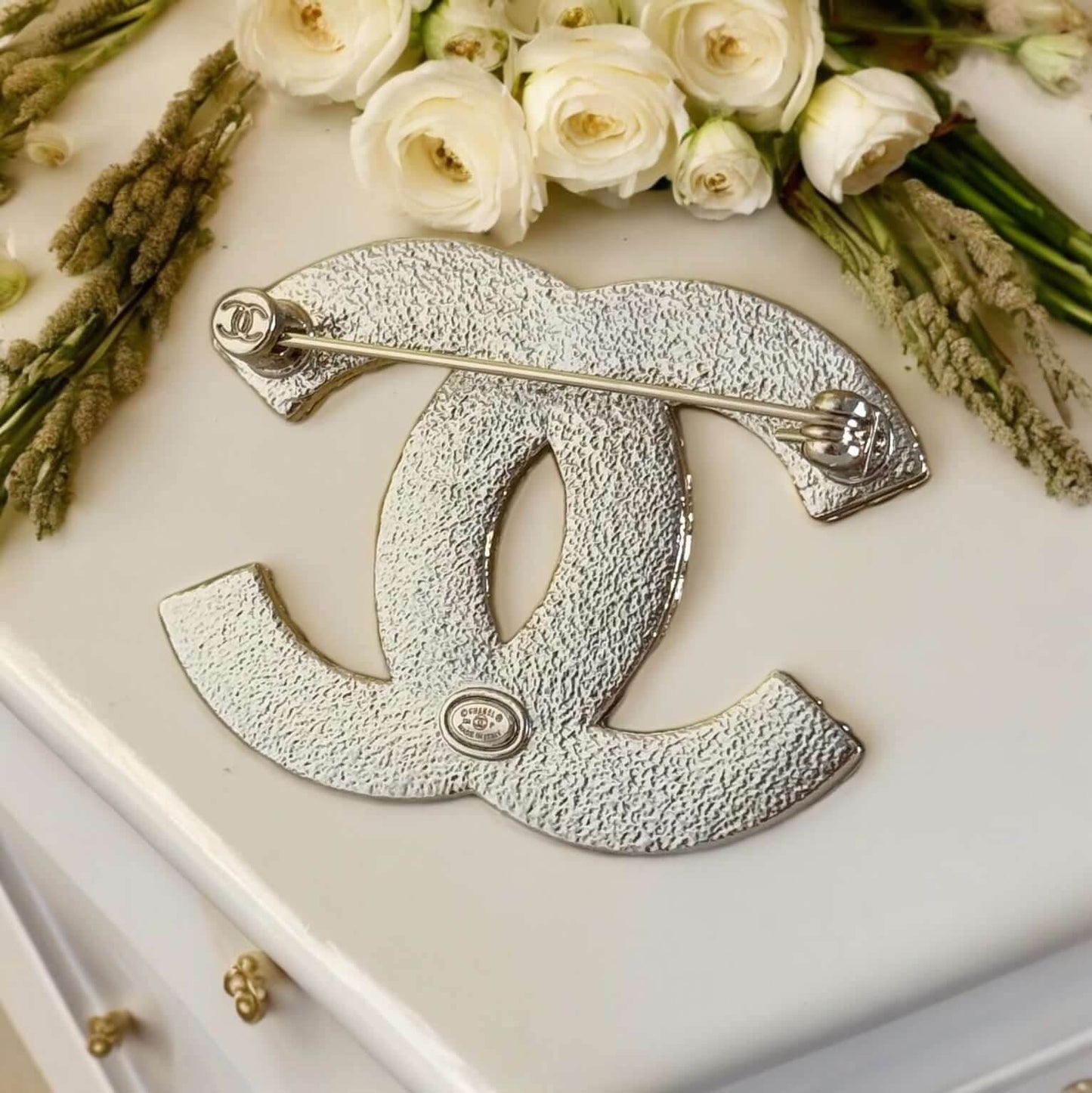 Authentic Chanel Lighter Gold Double C Blue Enamel Brooch Pin S24 Pre-Owned - My Mama Found What  My Mama Found What 