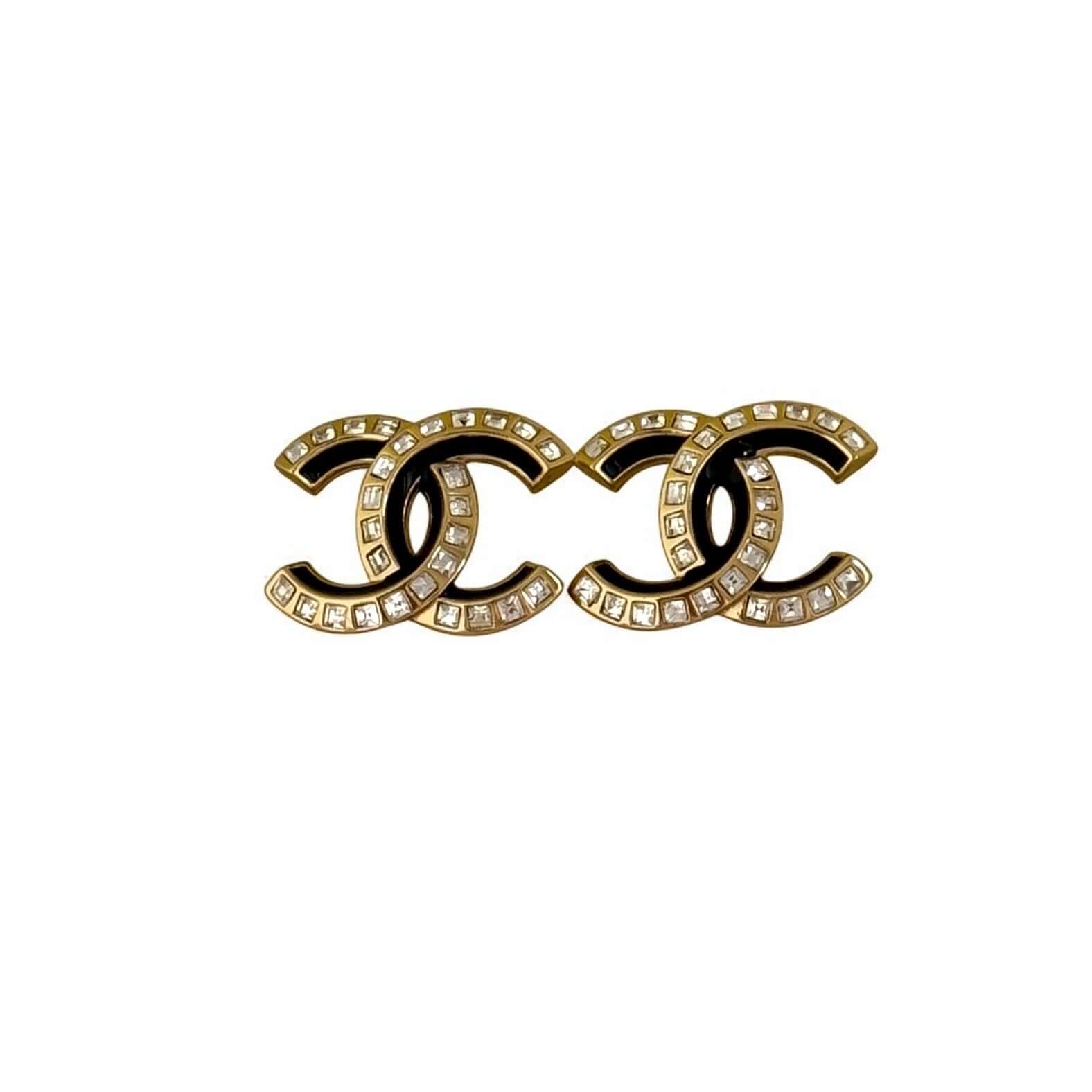 Pre-Owned CHANEL Strass CC Earrings with Emerald Cut Crystals and Black Enamel, authentic and stylish.