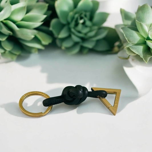 Bottega Veneta Black Leather Knotted Triangle Key Ring Never Used - My Mama Found What 