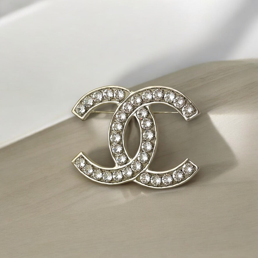 Chanel CC Silver Bigger Brooch Pre-Owned