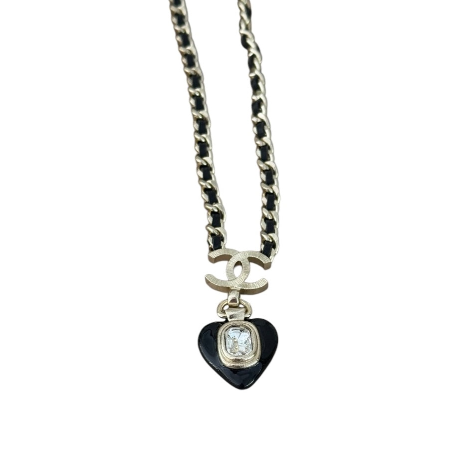 CHANEL CC Gold Black Chain Heart Necklace Pre-owned - My Mama Found What  