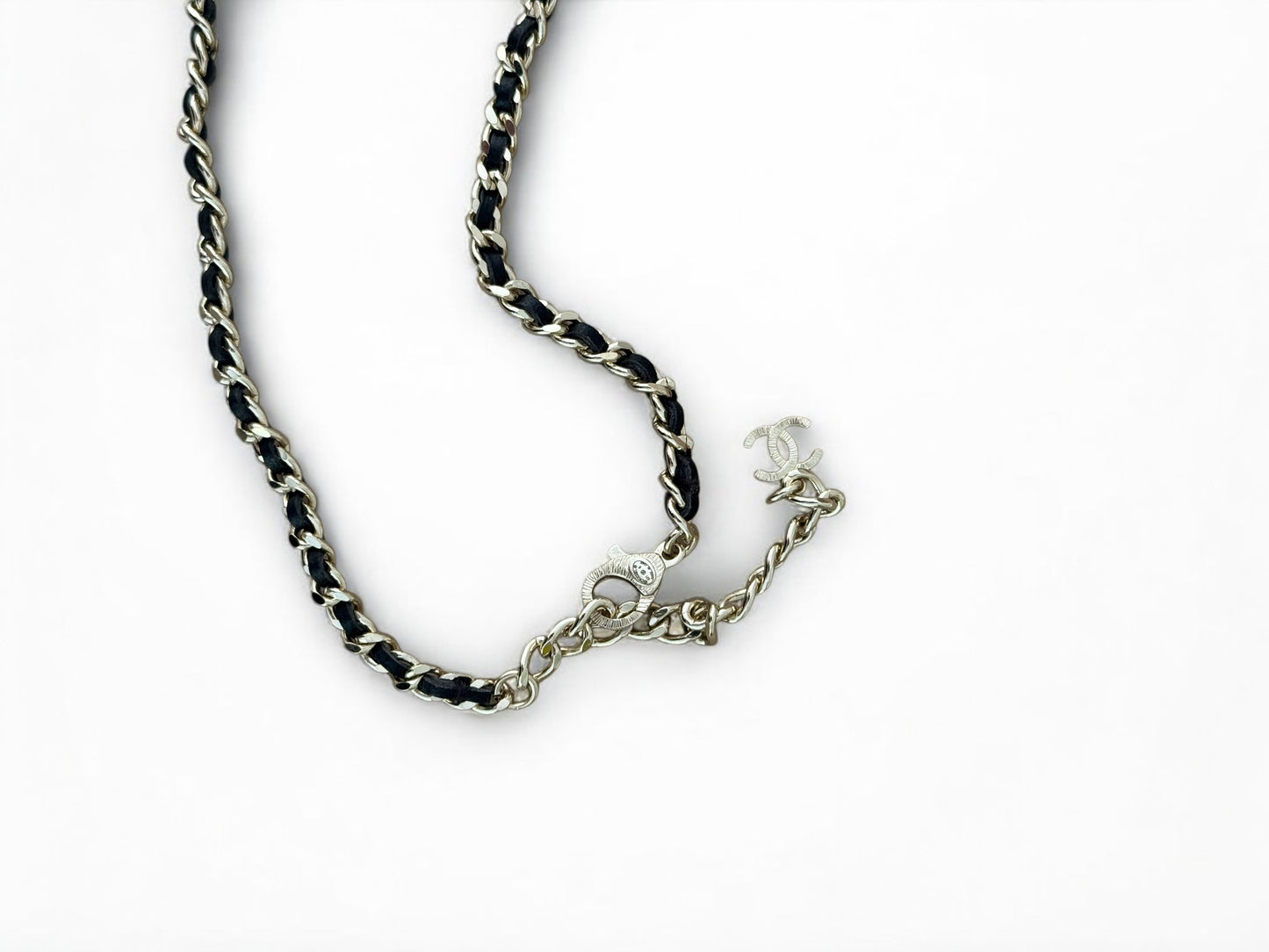 CHANEL CC Gold Black Chain Heart Necklace Pre-owned - My Mama Found What   My Mama Found What 