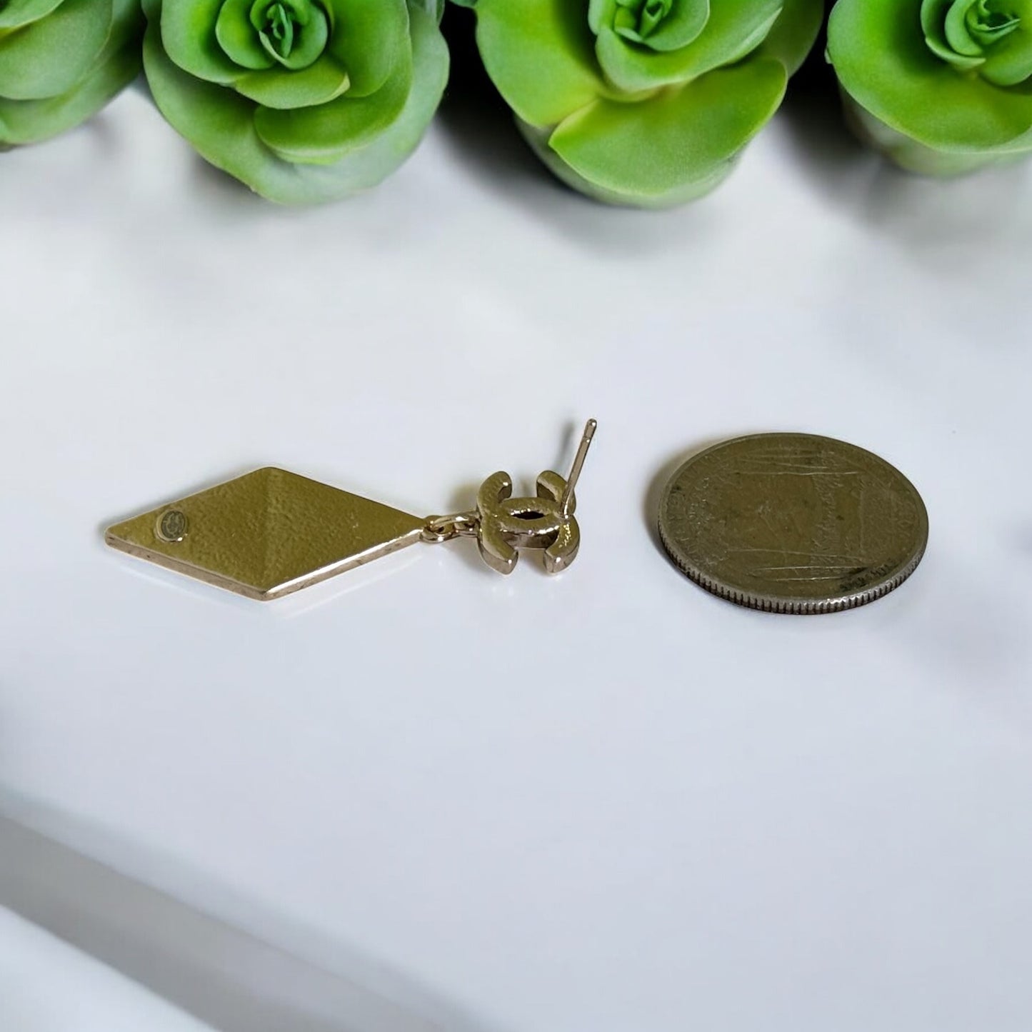 CHANEL CC Gold W/Crystals Triangle Drop Pre-Owned Earrings - My Mama Found What   My Mama Found What 