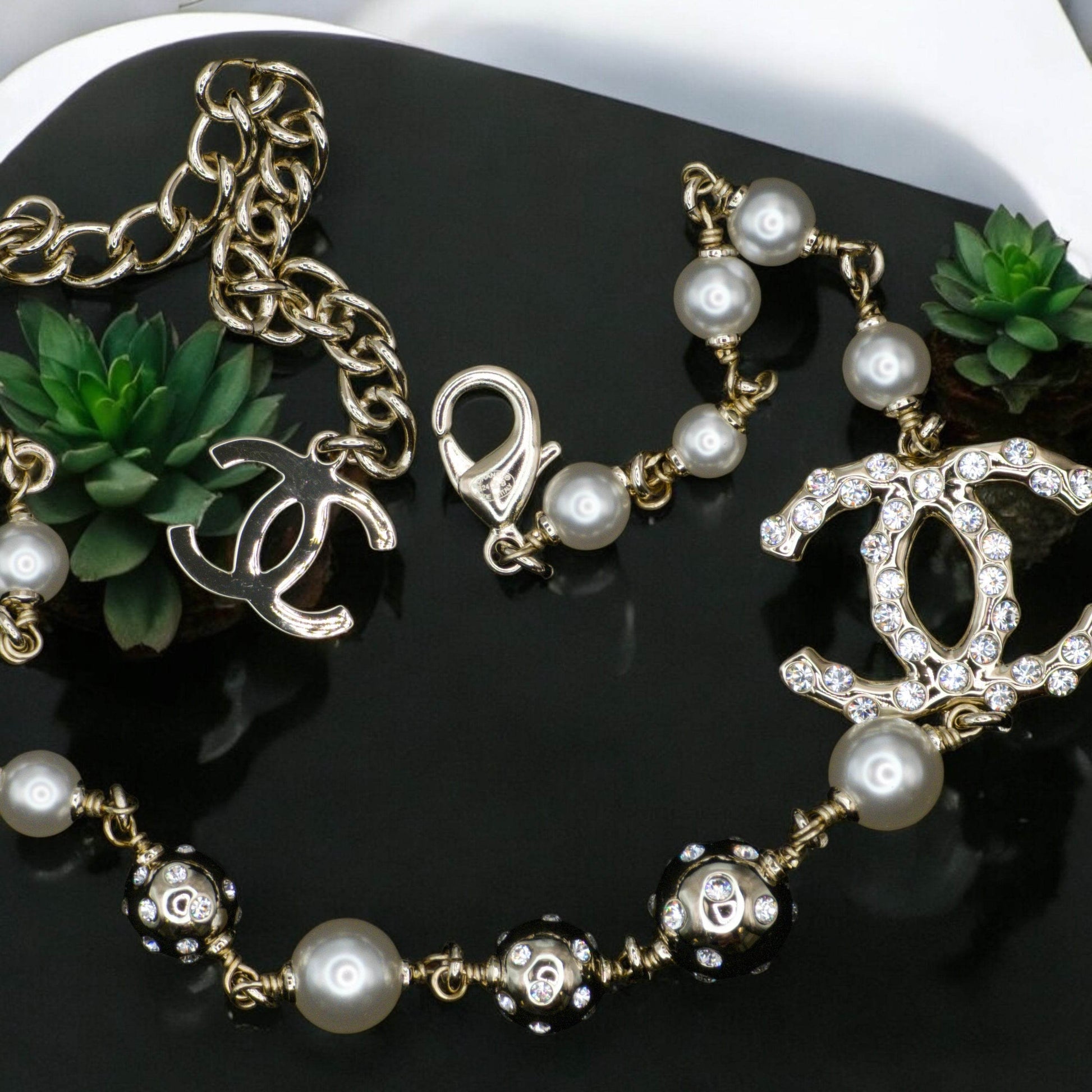 CHANEL Gold CC Crystals/Pearls Metal Link Necklace Pre-Owned - My Mama Found What 
