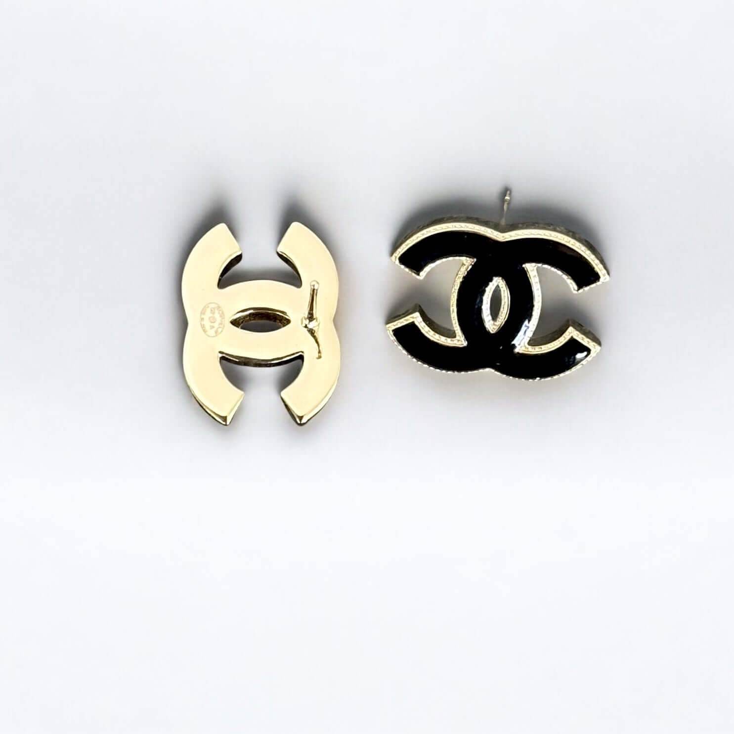 CHANEL Gold CC w/ Black Enamel Pre-Owned 22 Earrings - My Mama Found What 