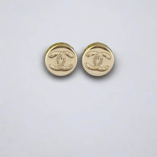 CHANEL CC Gold w/ engraved CC Round Pre-Owned Earrings - My Mama Found What 