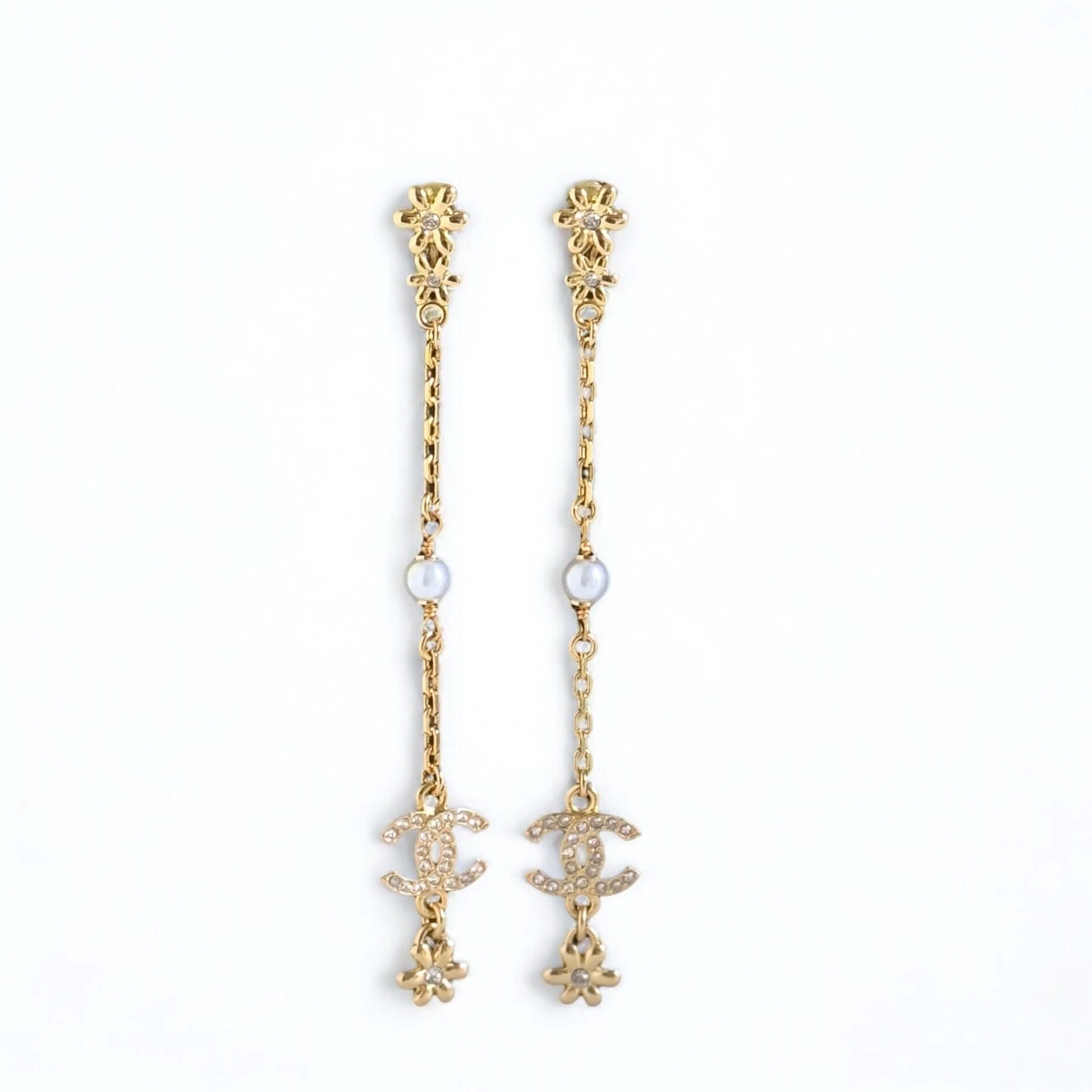 CHANEL CC  Strass Floral long dangling authentic earrings 