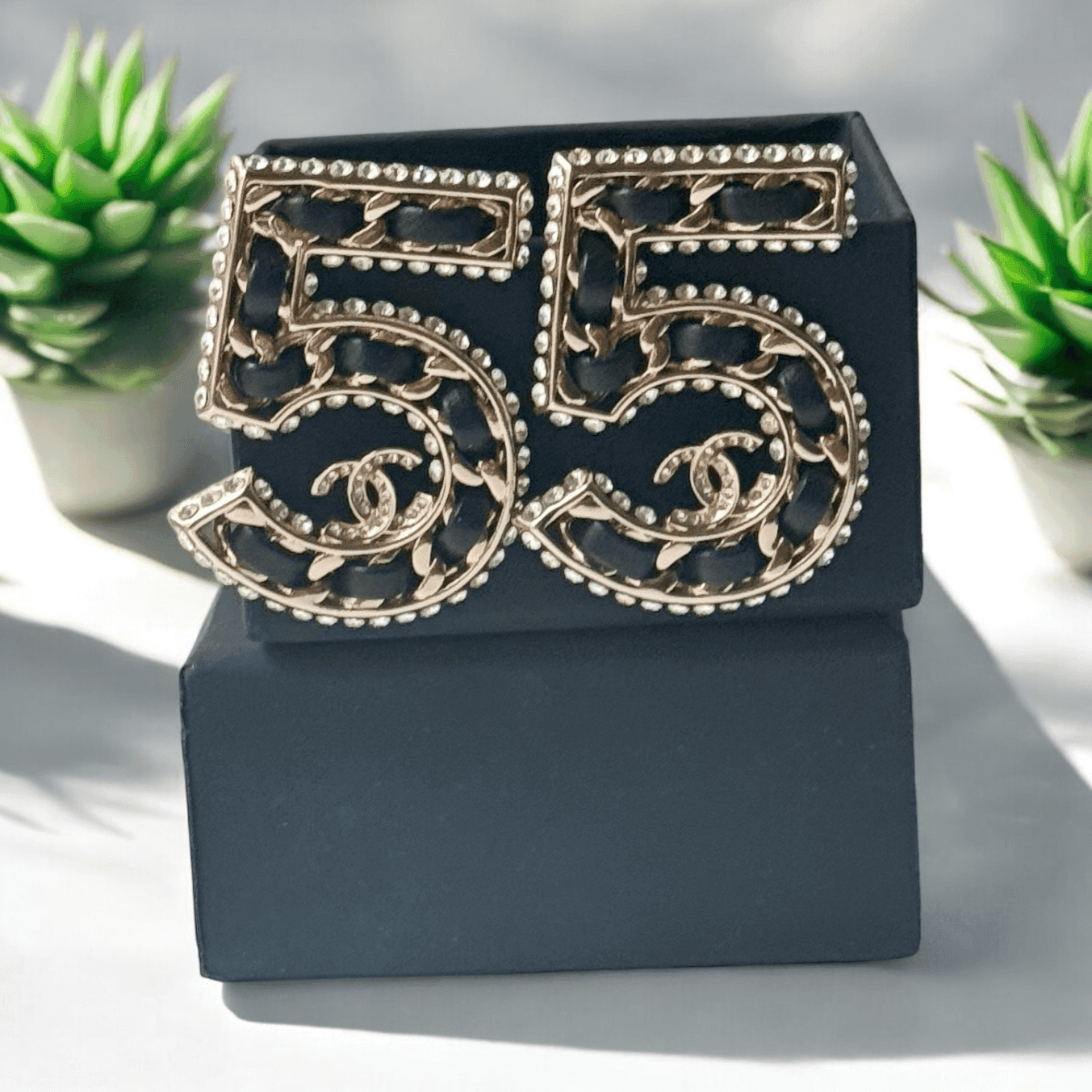 Chanel 5 Gold/Blk Pre-Owned B 23 P - My Mama Found What  My Mama Found What 