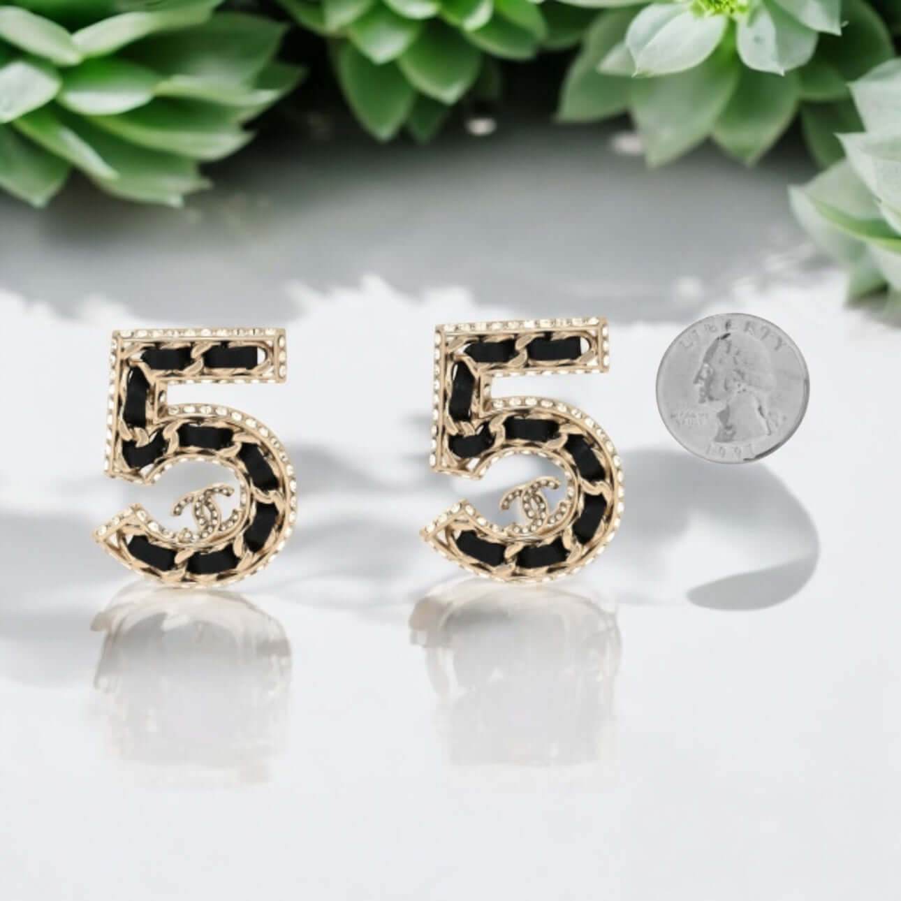 Chanel 5 Gold/Blk Pre-Owned B 23 P - My Mama Found What 