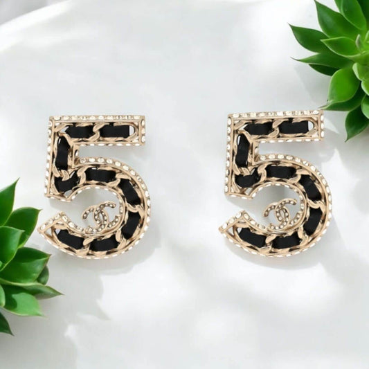 Chanel 5 Gold/Blk Pre-Owned B 23 P - My Mama Found What 