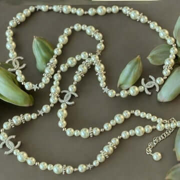 Pre-Owned Chanel Authentic  CC Pearls /Stars Necklace - My Mama Found What   My Mama Found What 