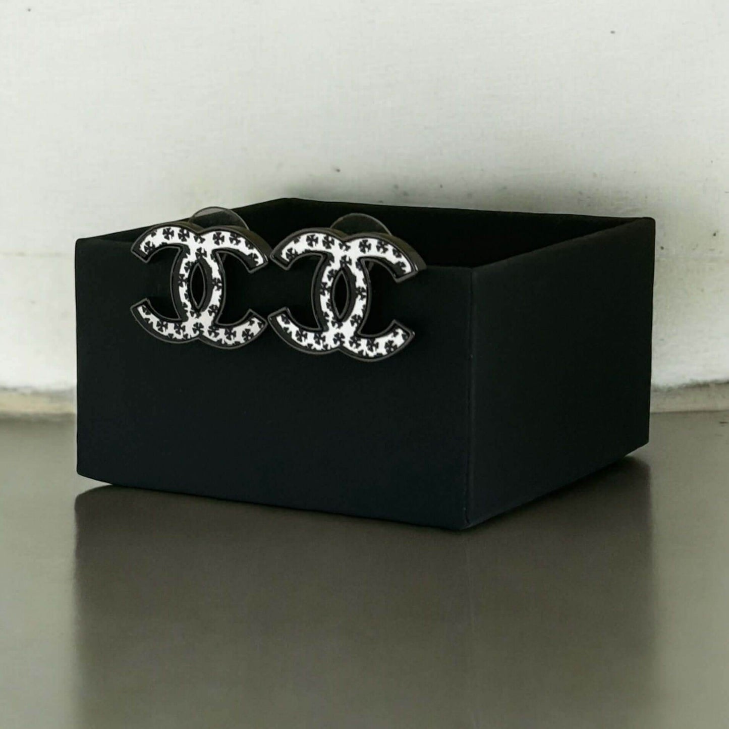 Chanel Black CC Mirrored Earrings Pre-Owned - My Mama Found What  My Mama Found What 