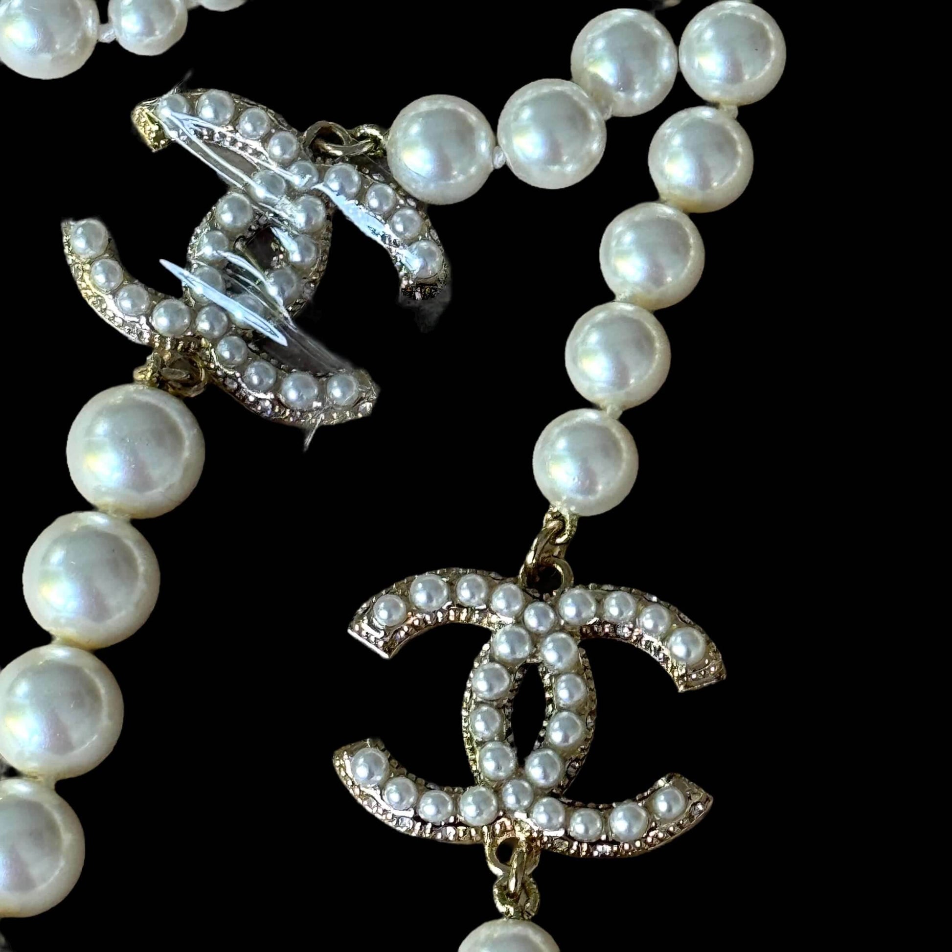 Chanel CC Knotted Pearl Long Sweater Necklace - My Mama Found What 