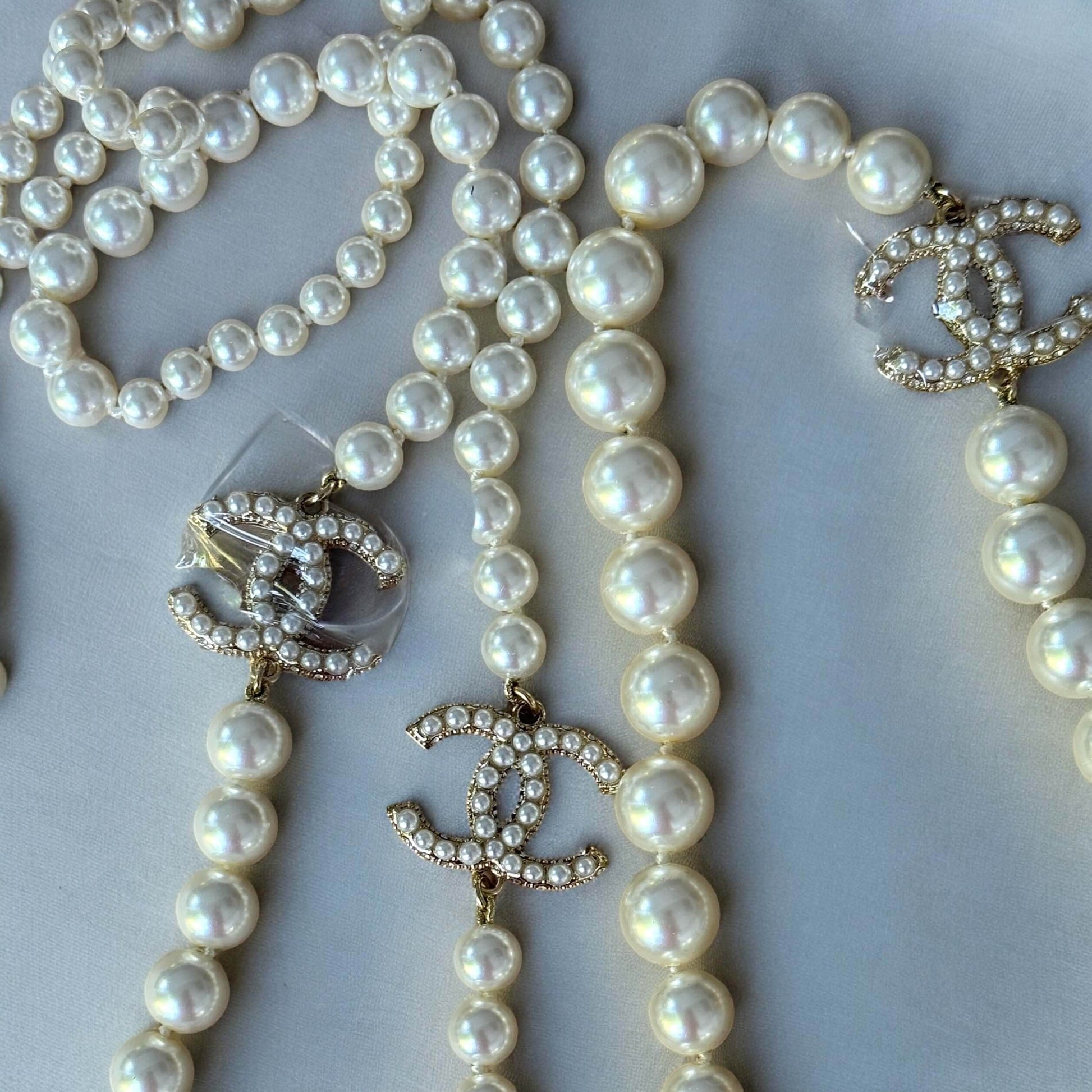 Chanel CC Knotted Pearl Long Sweater Necklace - My Mama Found What 