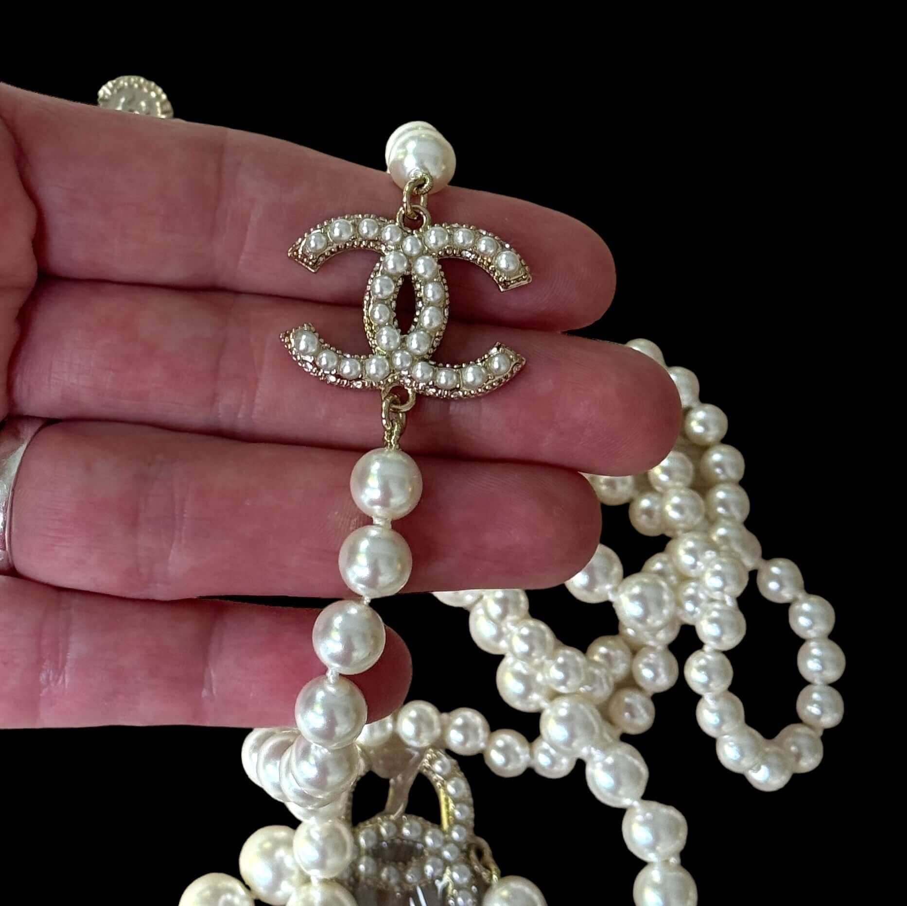 Chanel CC Knotted Pearl Long Sweater Necklace - My Mama Found What 