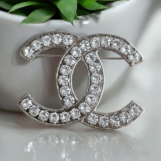 Chanel CC Silver Bigger Brooch Pre-Owned - My Mama Found What  My Mama Found What 
