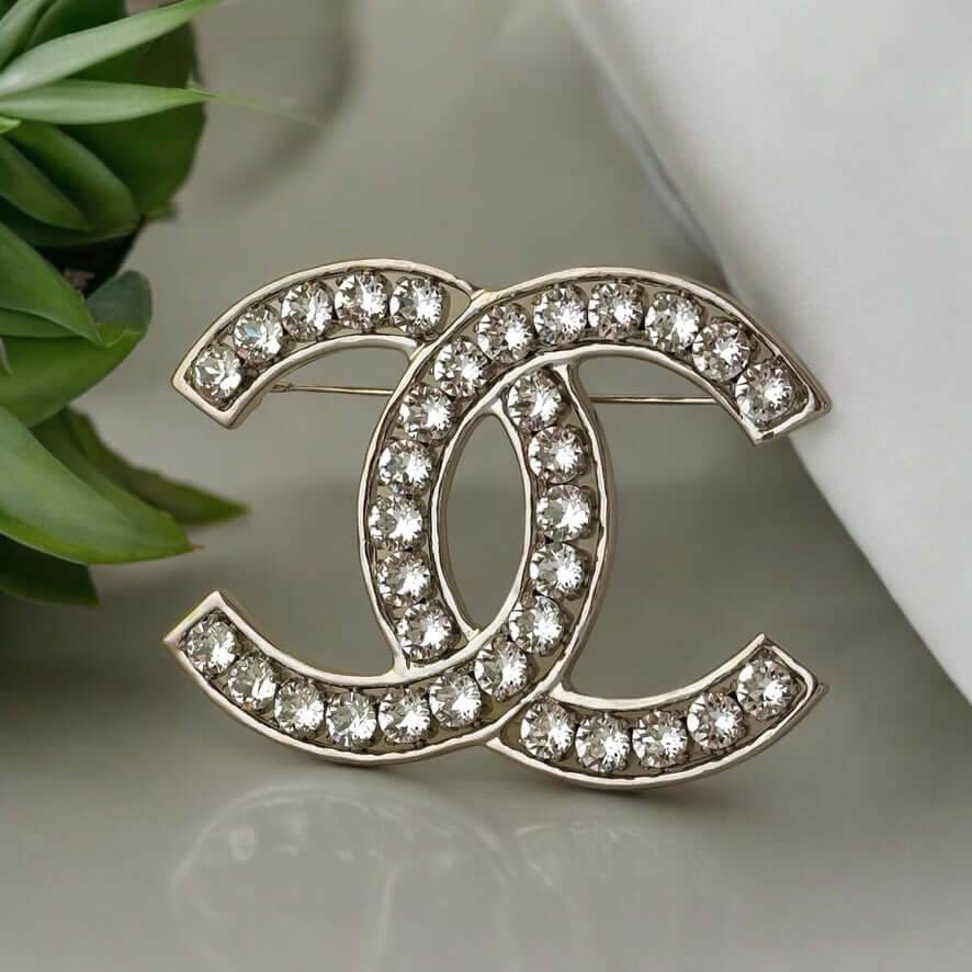 Chanel CC Silver Bigger Brooch Pre-Owned - My Mama Found What 