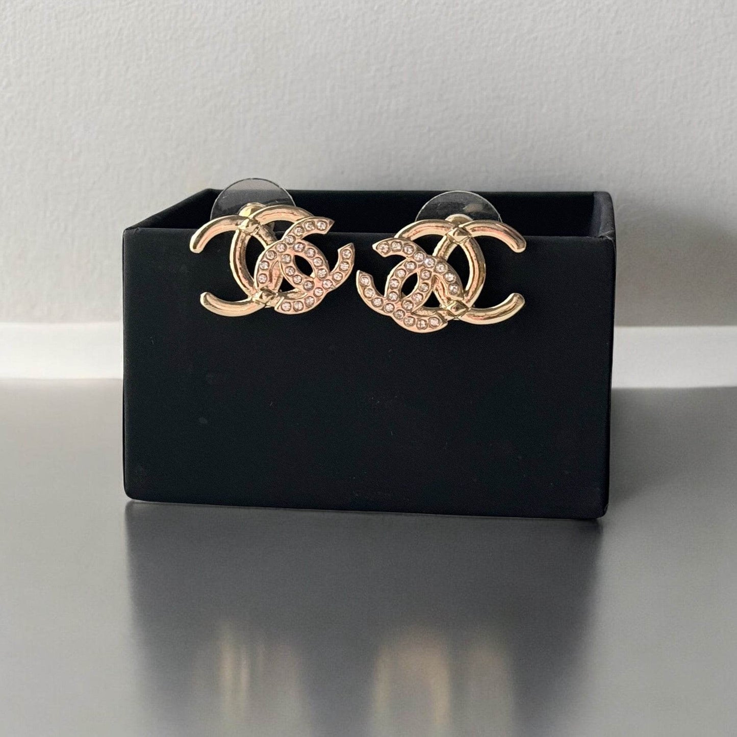 Chanel Gold CC Earrings w/ Crystals Pre-Owned - My Mama Found What  My Mama Found What 